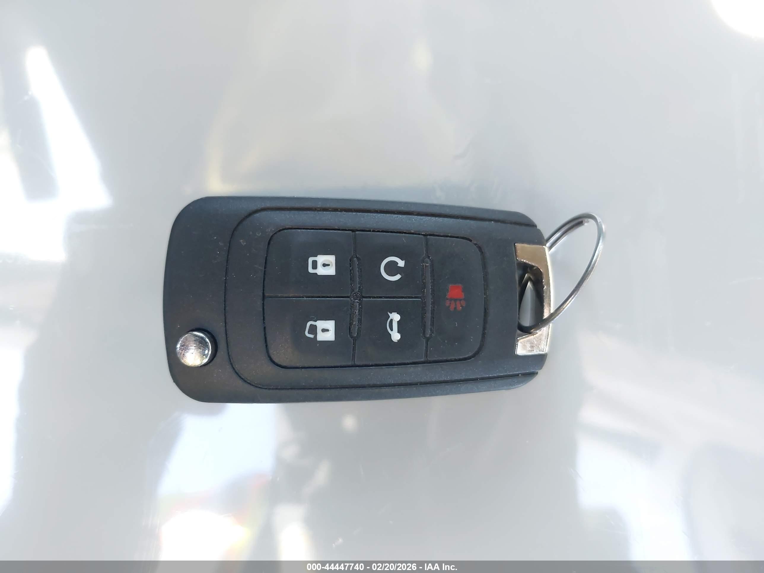 CHEVROLET EQUINOX image 11