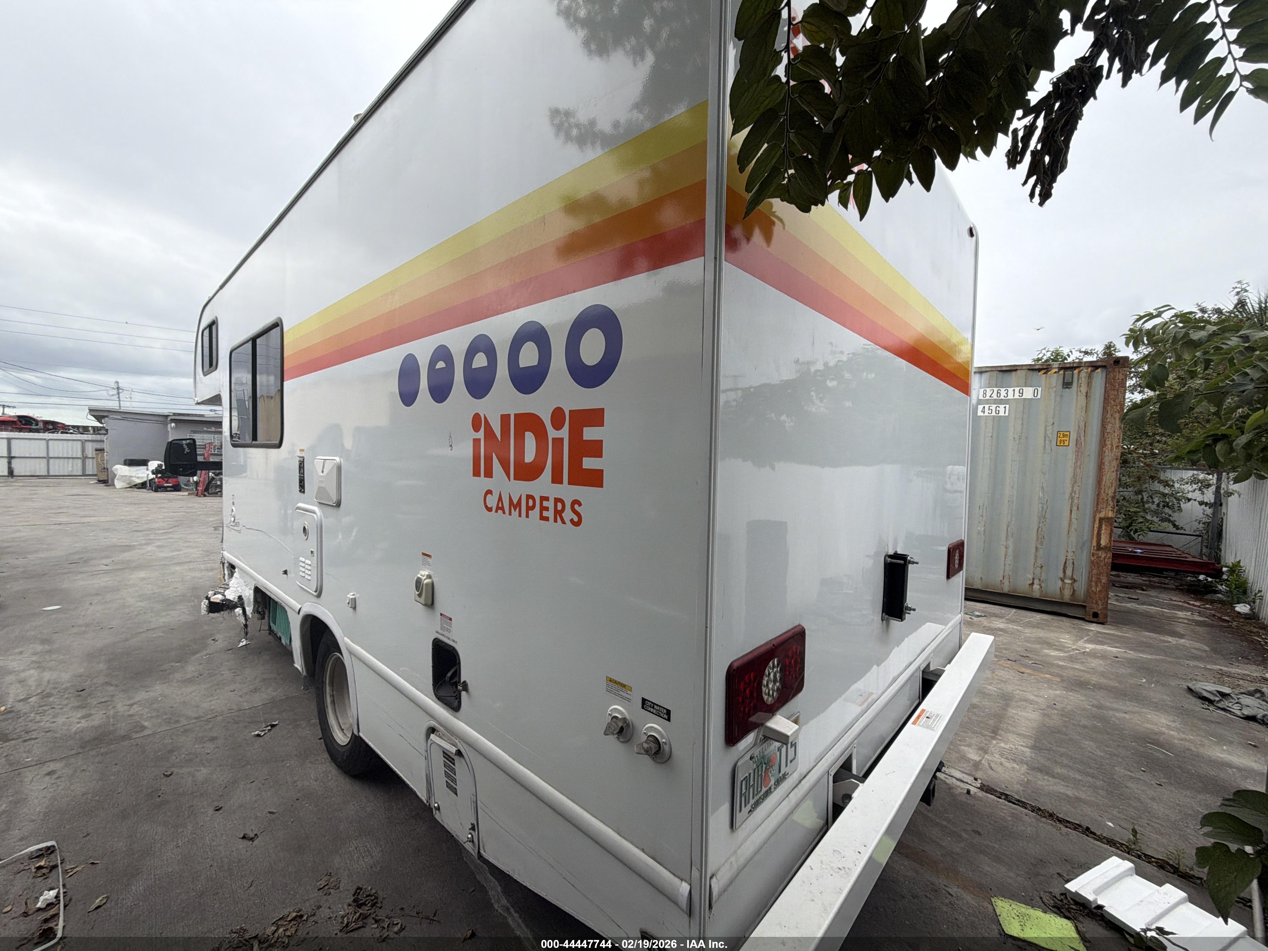 FORD E-350 image 3