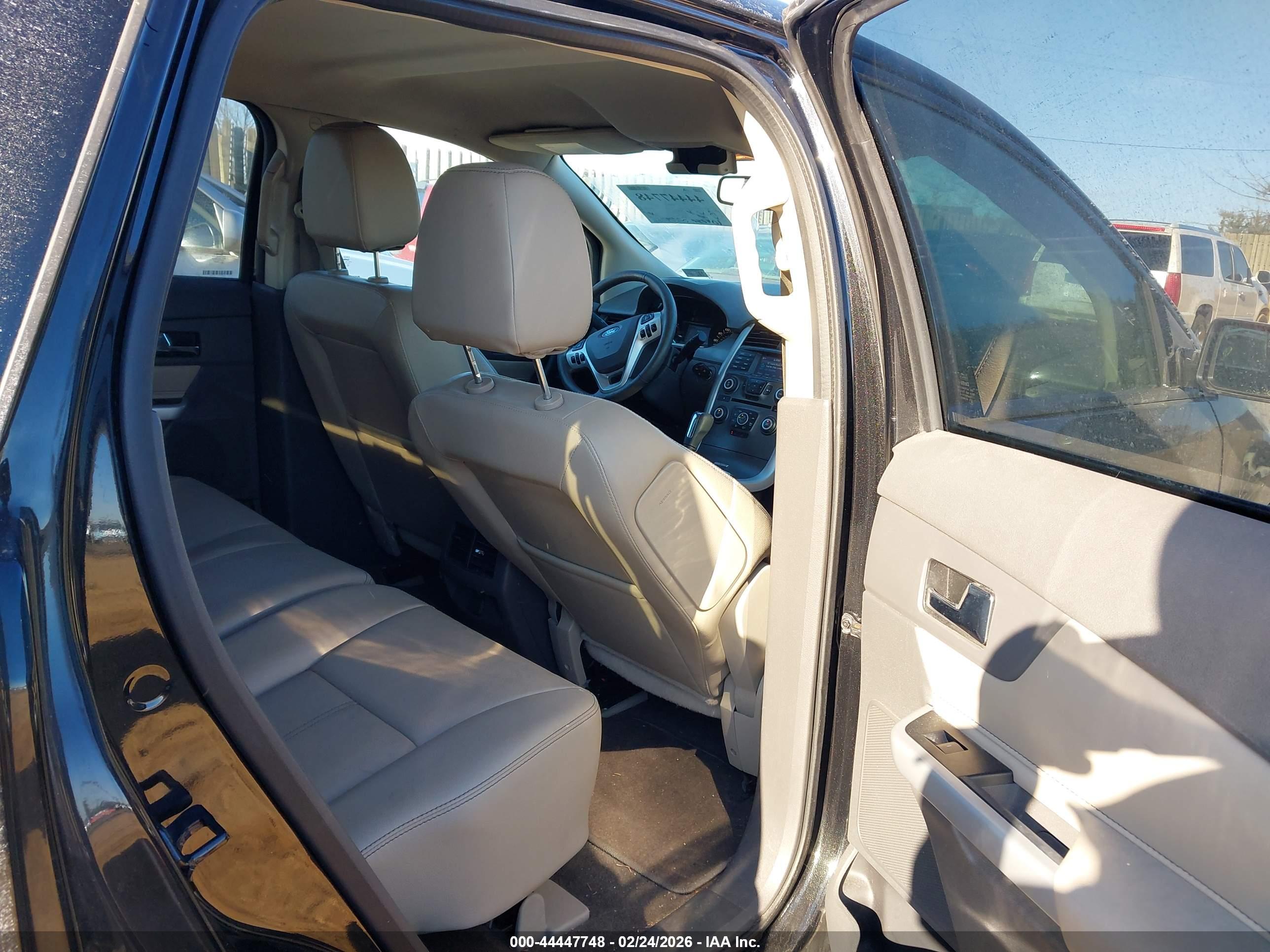 FORD EDGE image 8