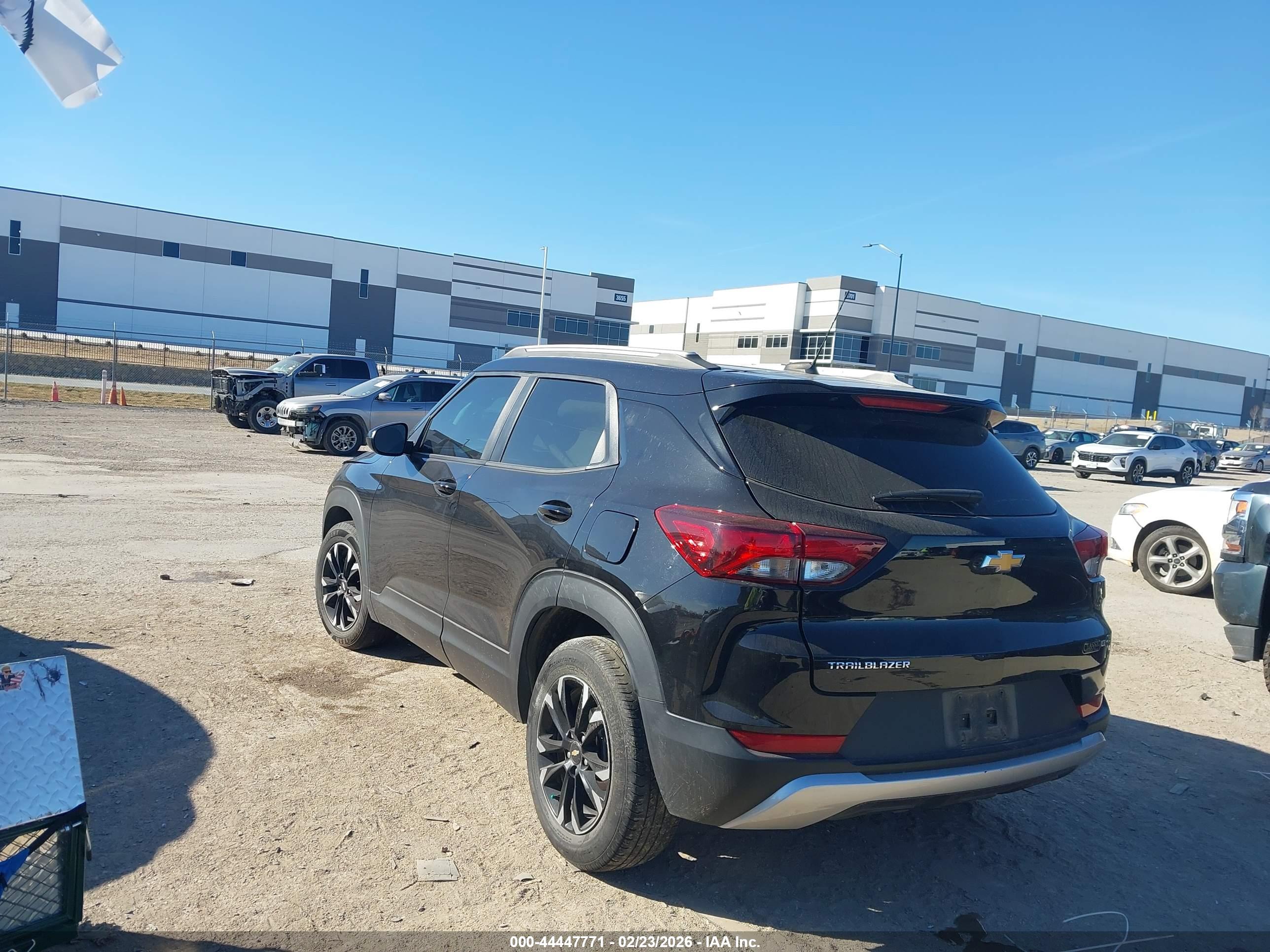 CHEVROLET TRAILBLAZER image 3