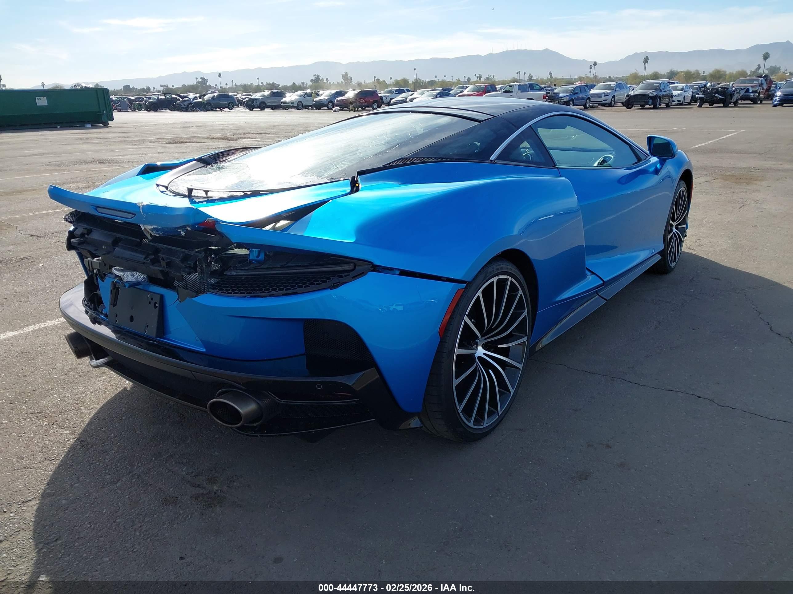 MCLAREN GT image 4
