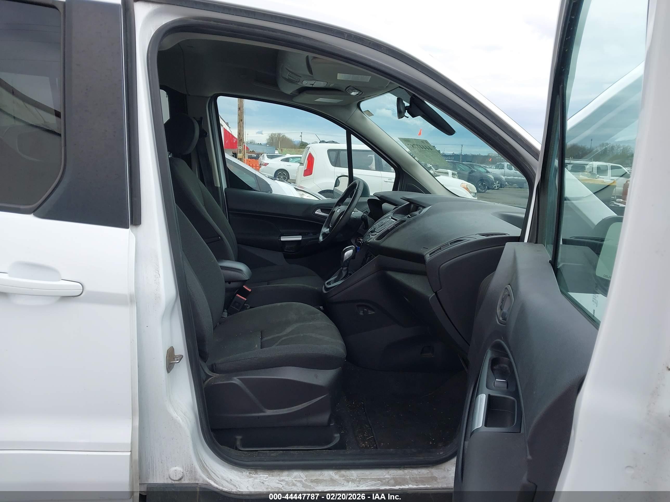 FORD TRANSIT image 5
