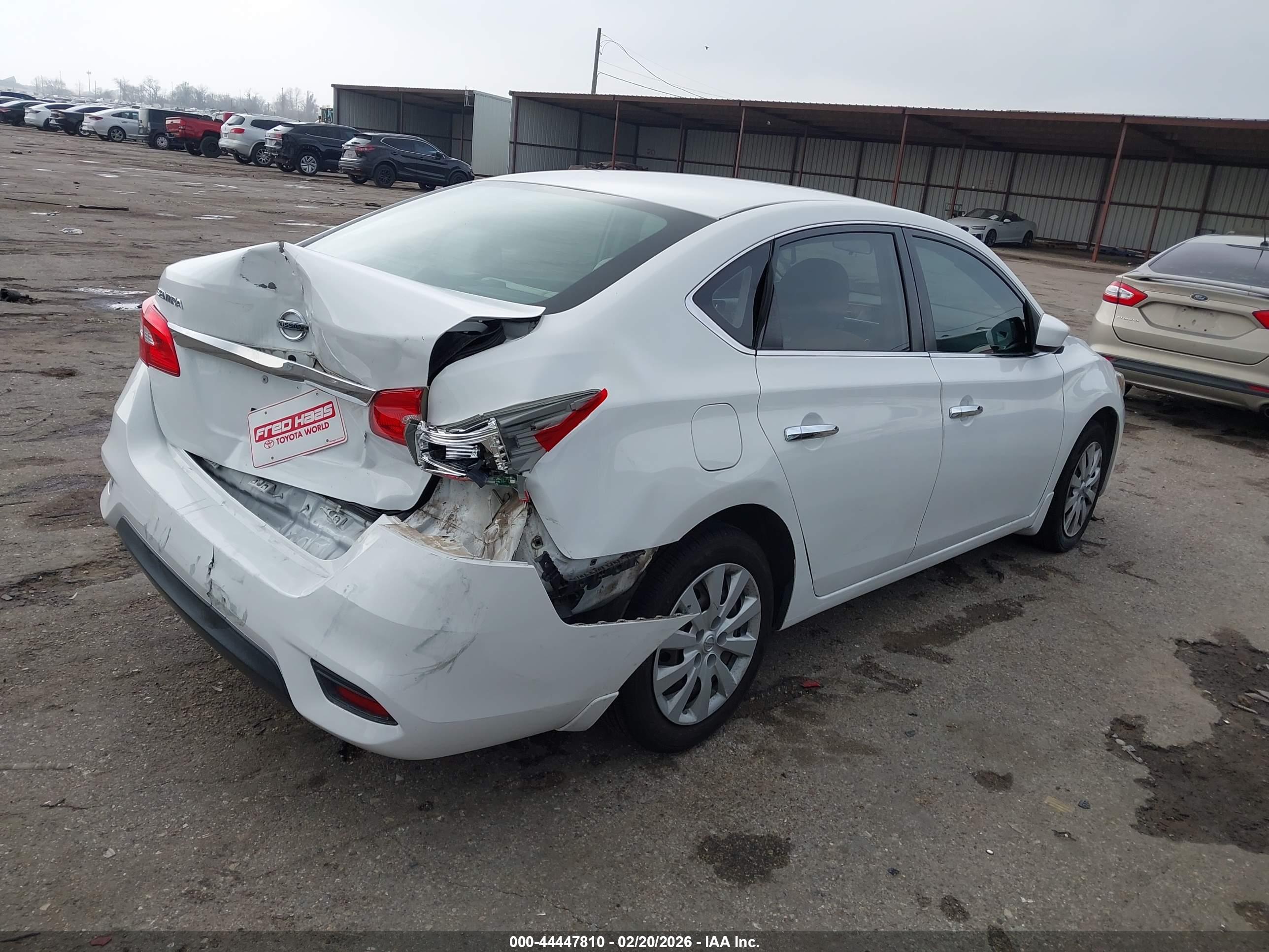 NISSAN SENTRA image 4
