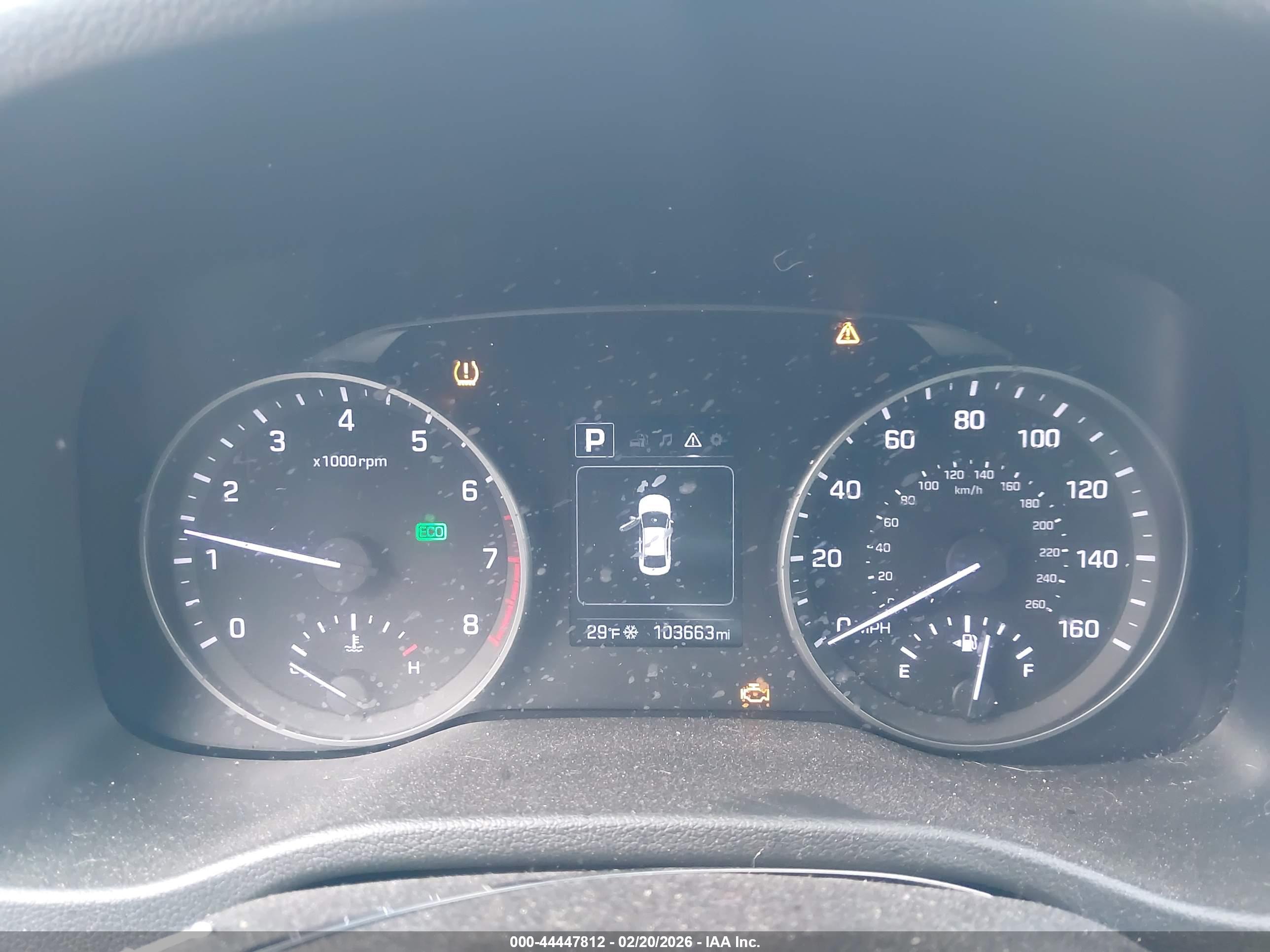 HYUNDAI ELANTRA image 7