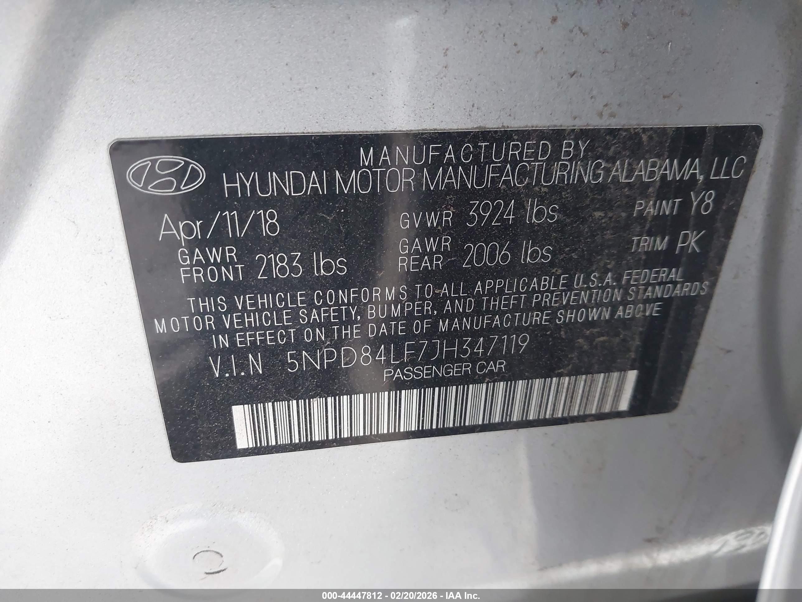 HYUNDAI ELANTRA image 9