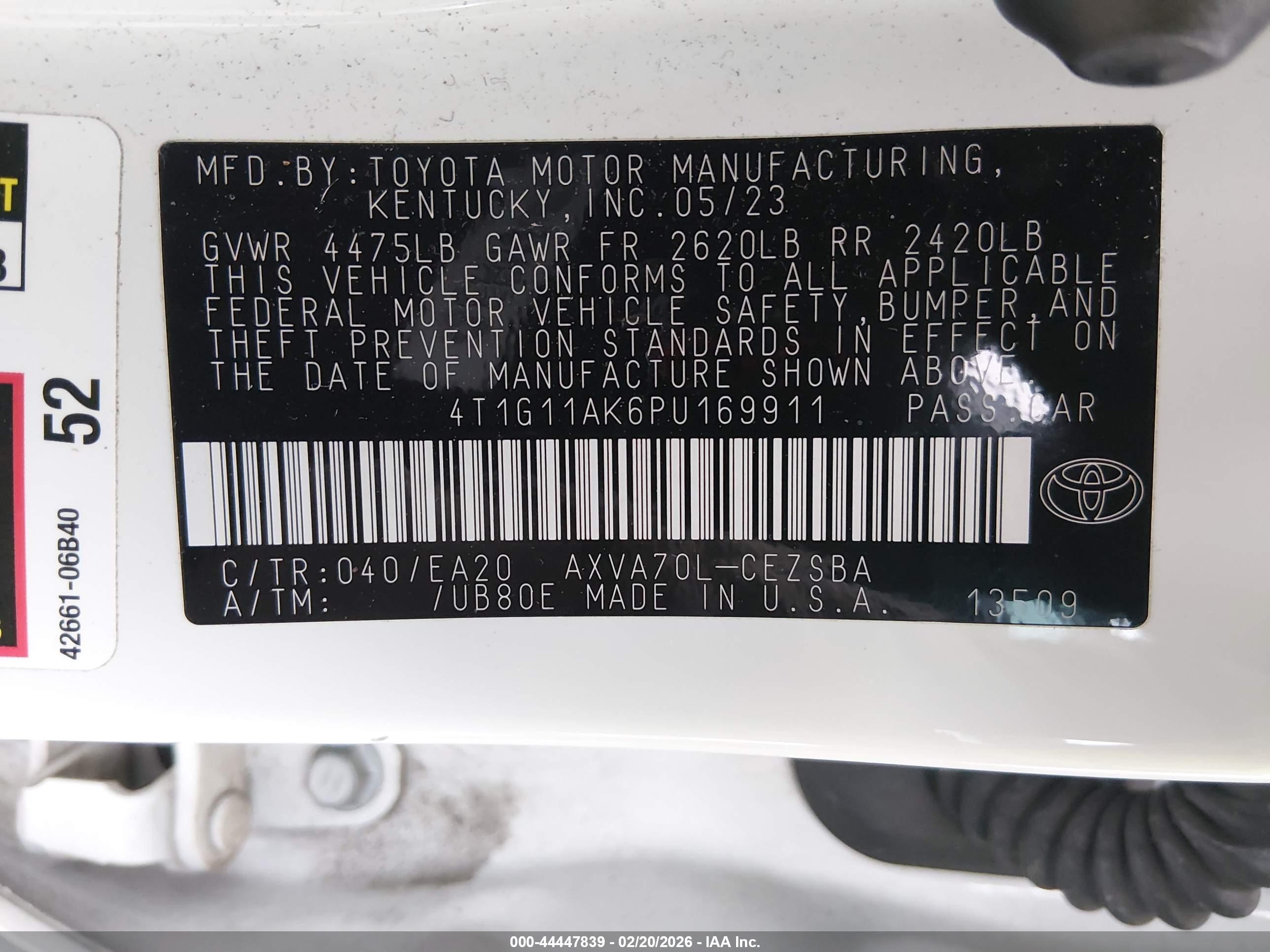 TOYOTA CAMRY image 9