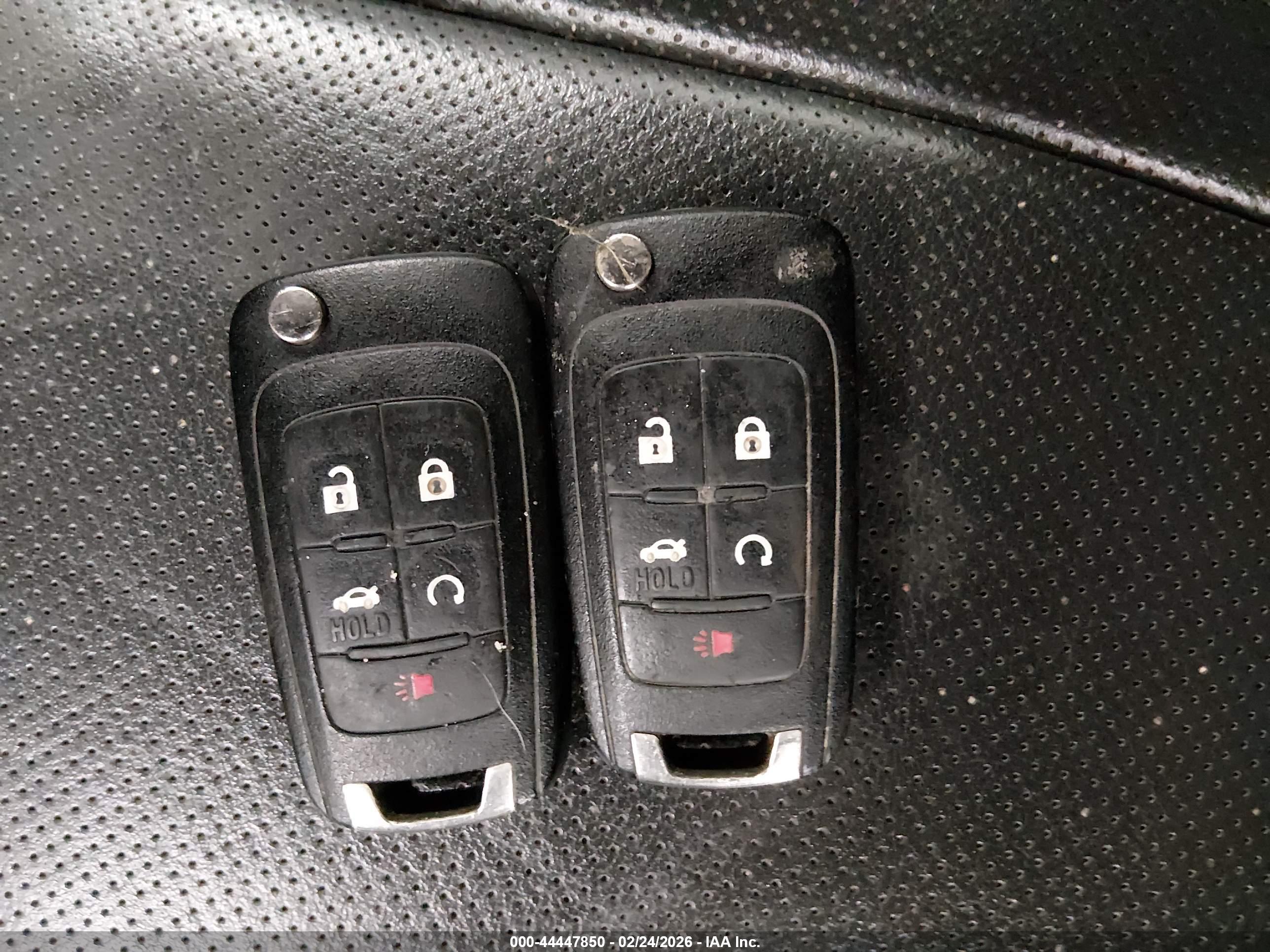 CHEVROLET EQUINOX image 11