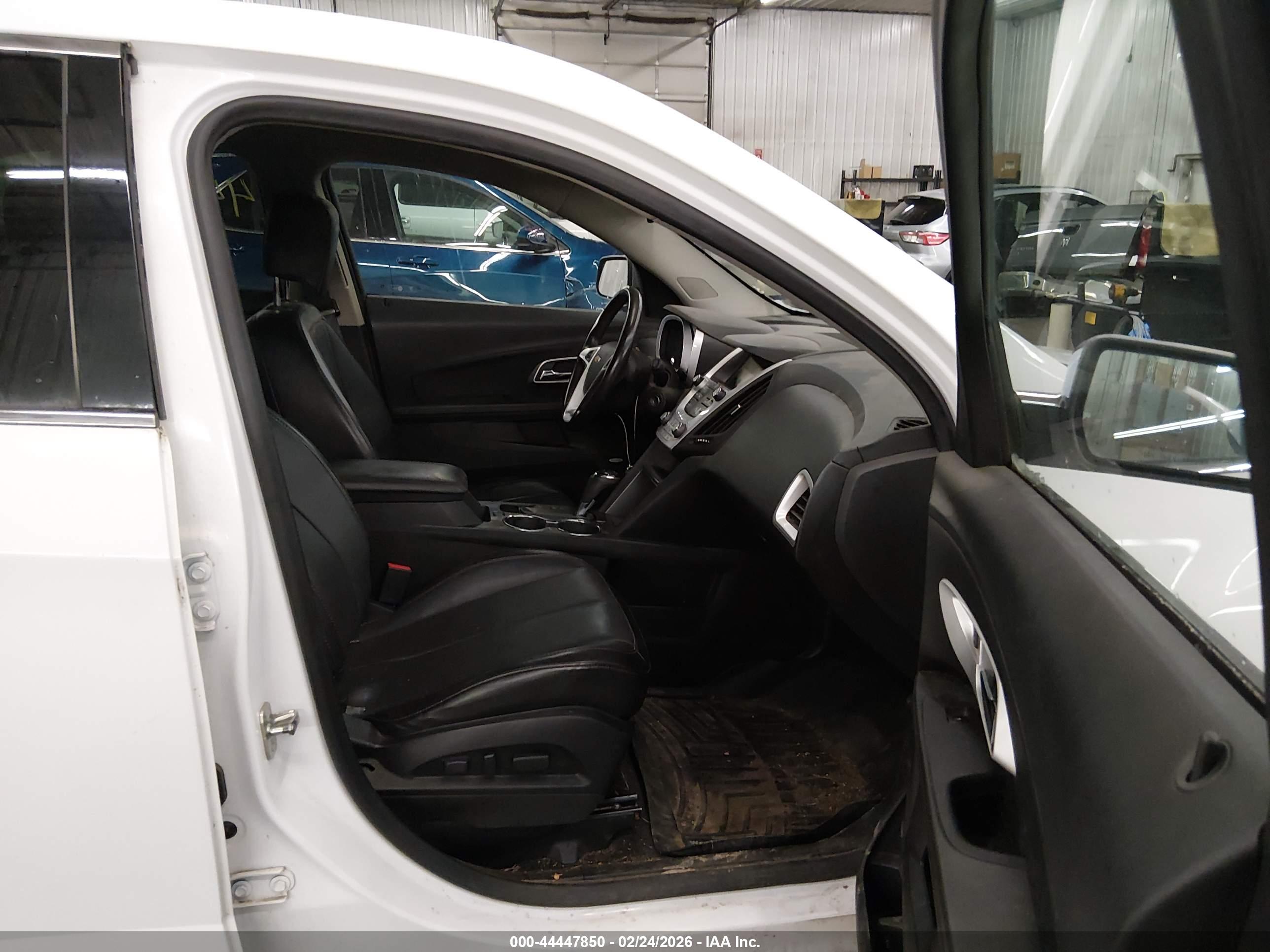 CHEVROLET EQUINOX image 5