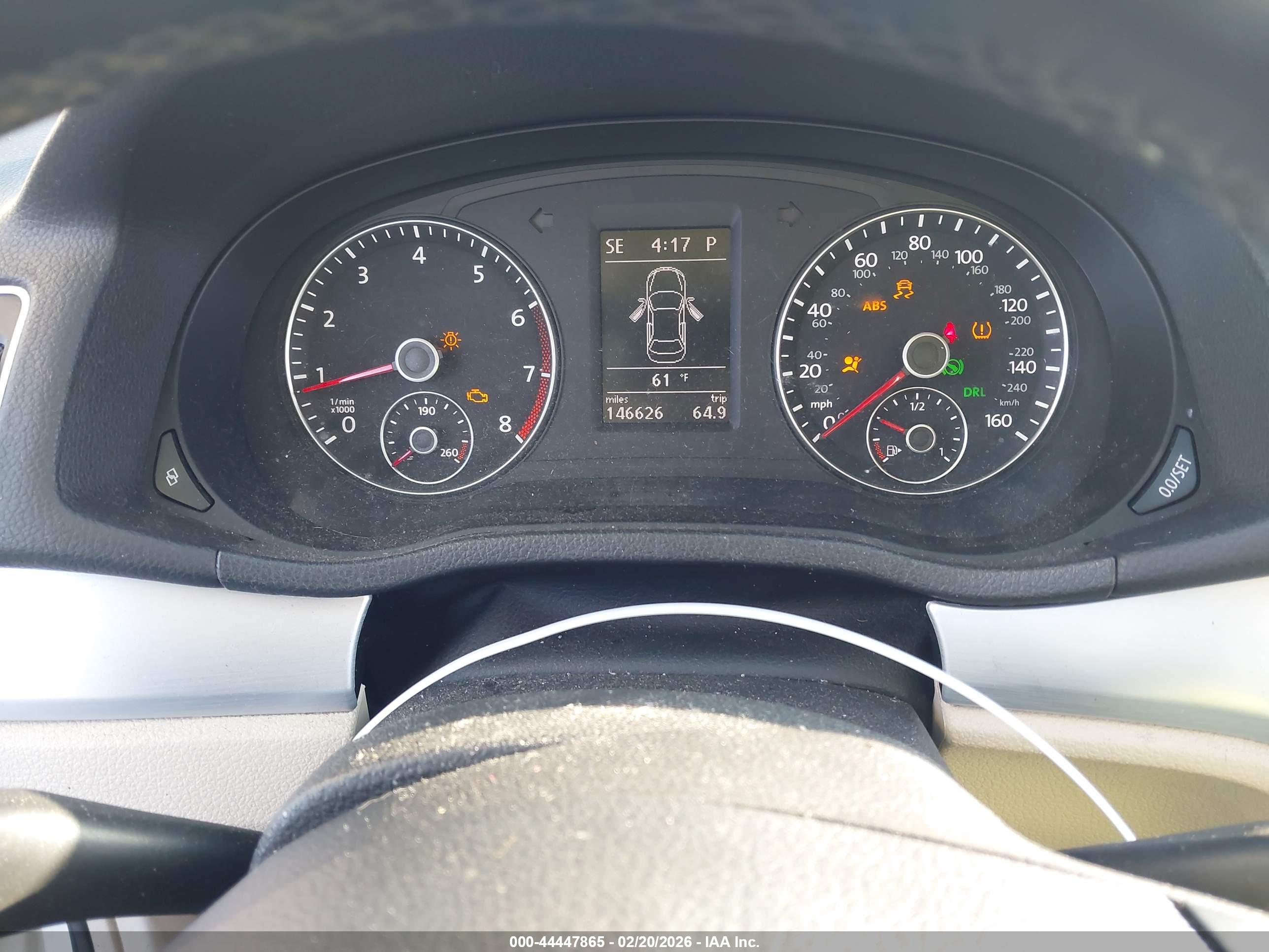 VOLKSWAGEN PASSAT image 7