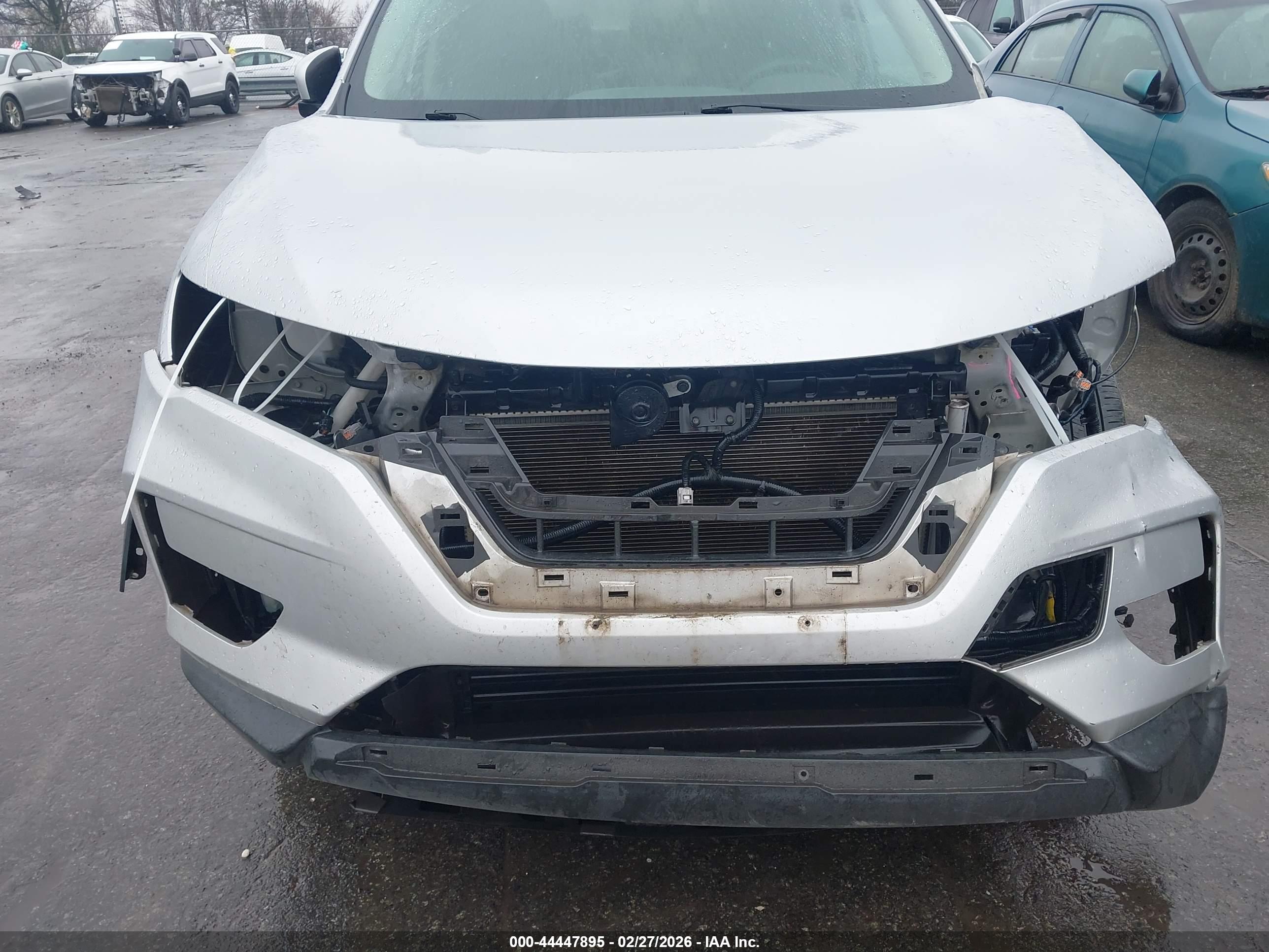NISSAN ROGUE image 6