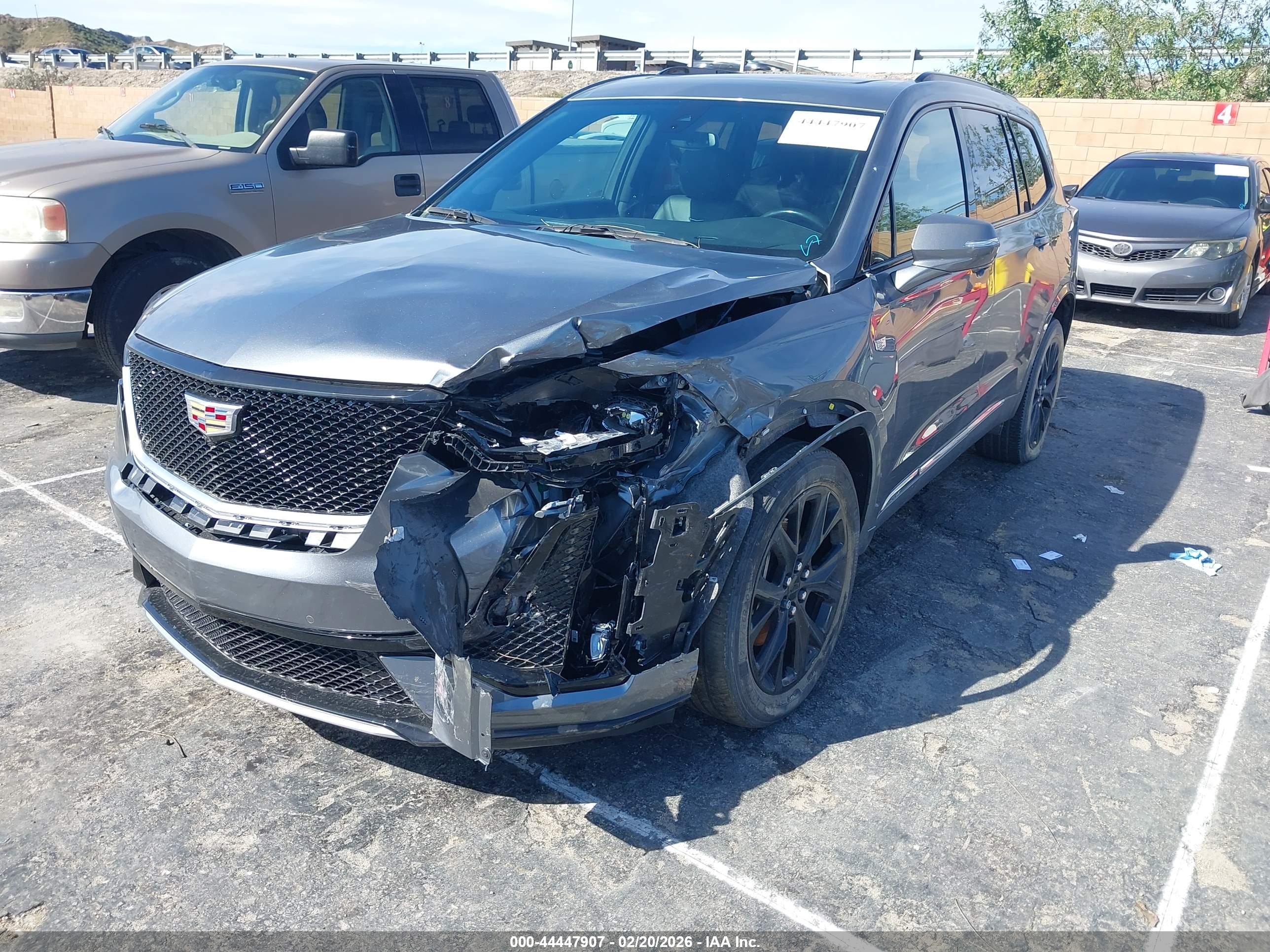 CADILLAC XT6 image 2