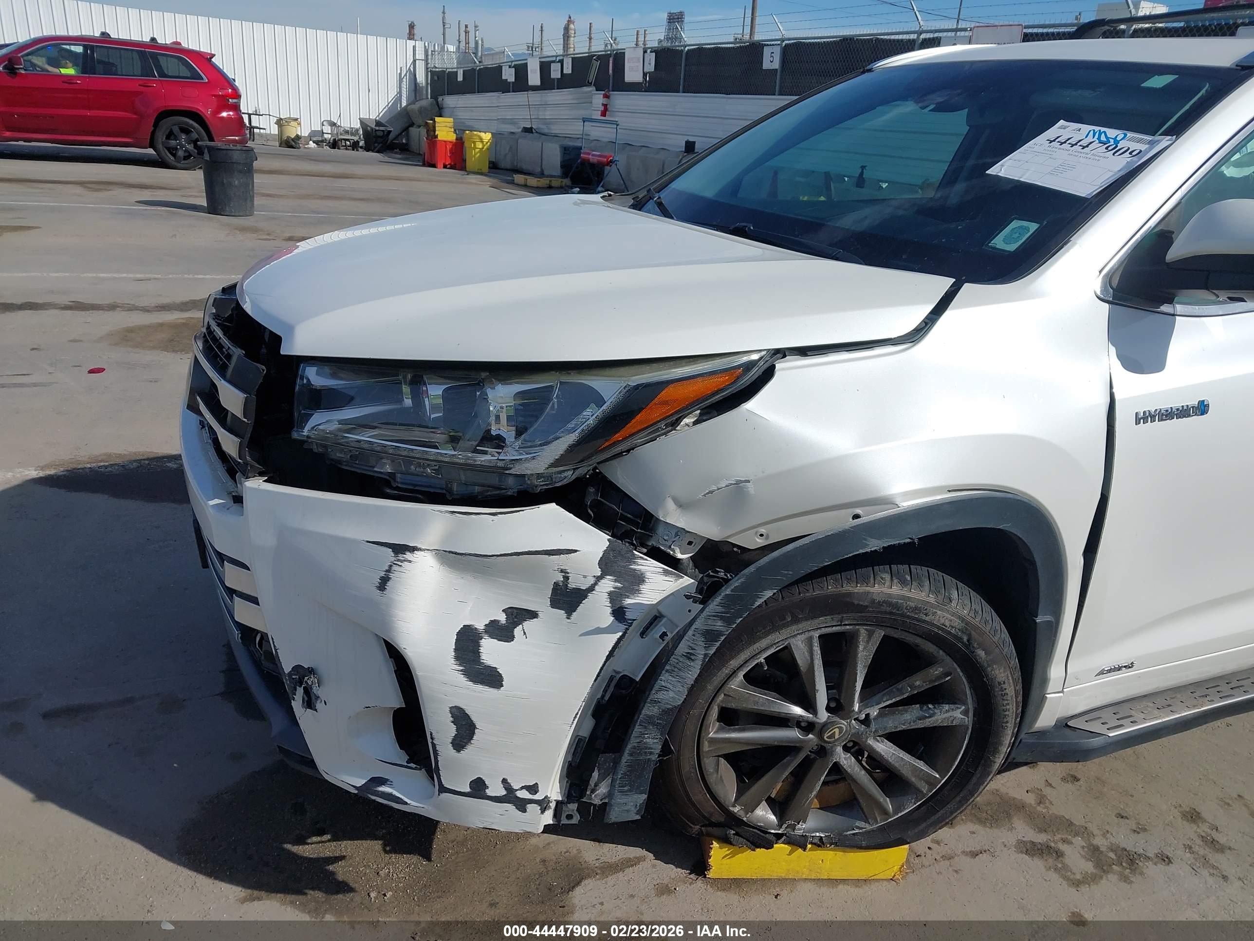 TOYOTA HIGHLANDER image 6