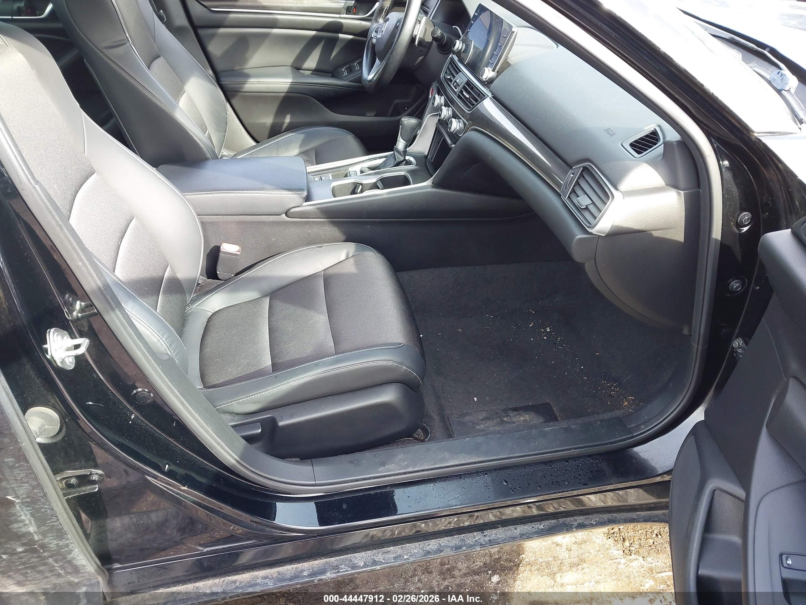 HONDA ACCORD image 5