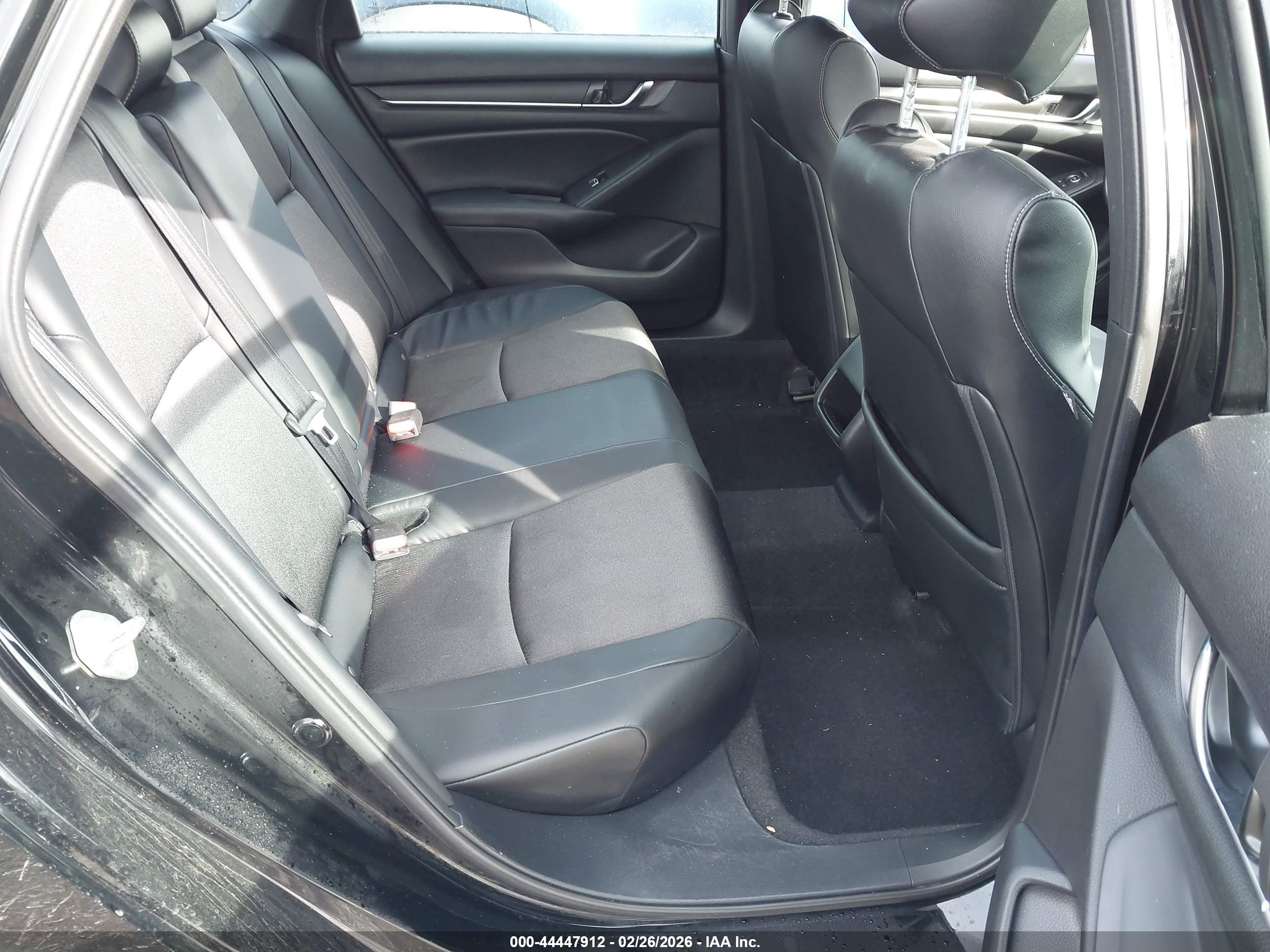 HONDA ACCORD image 8