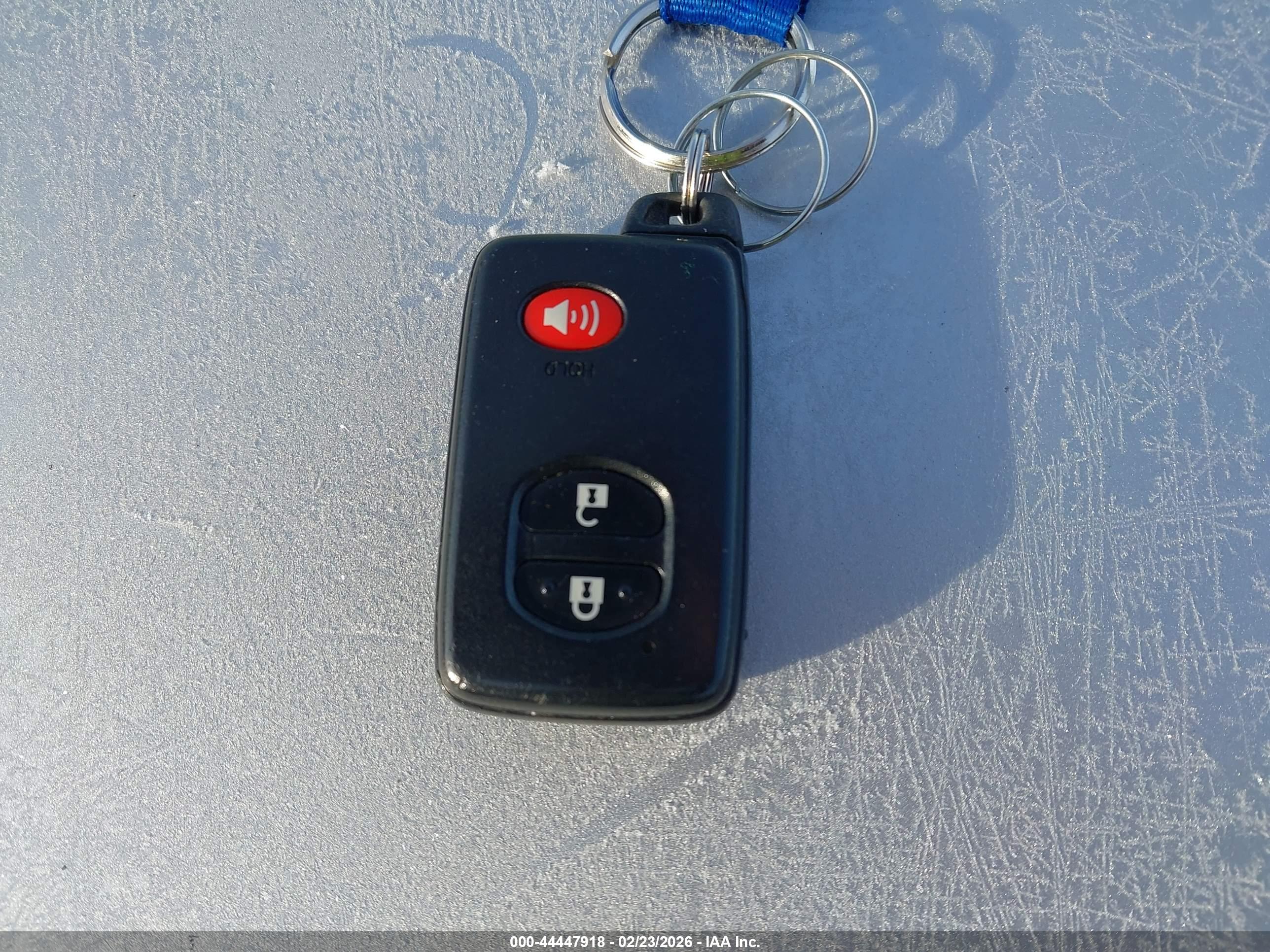 TOYOTA PRIUS image 11