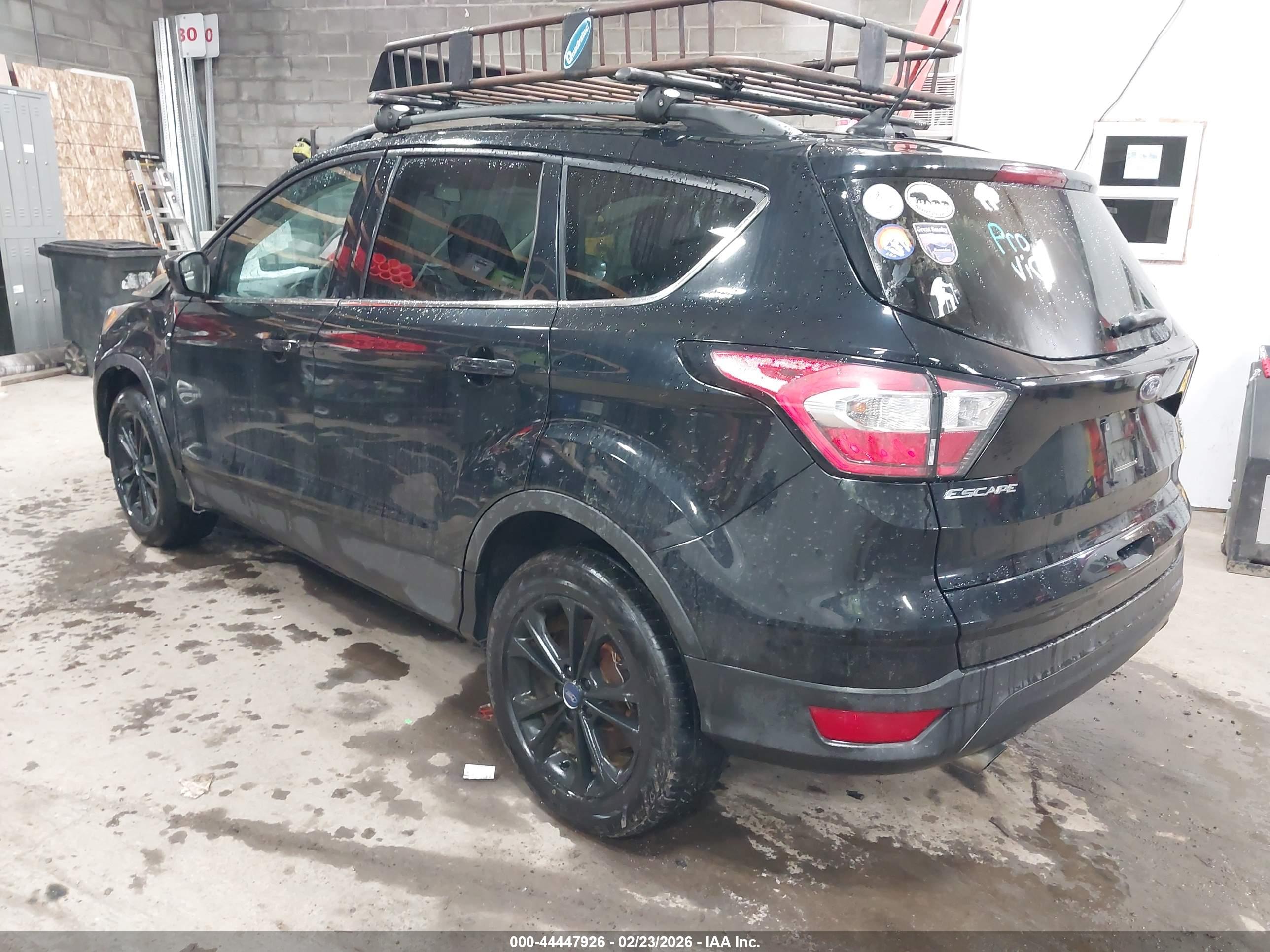 FORD ESCAPE image 3