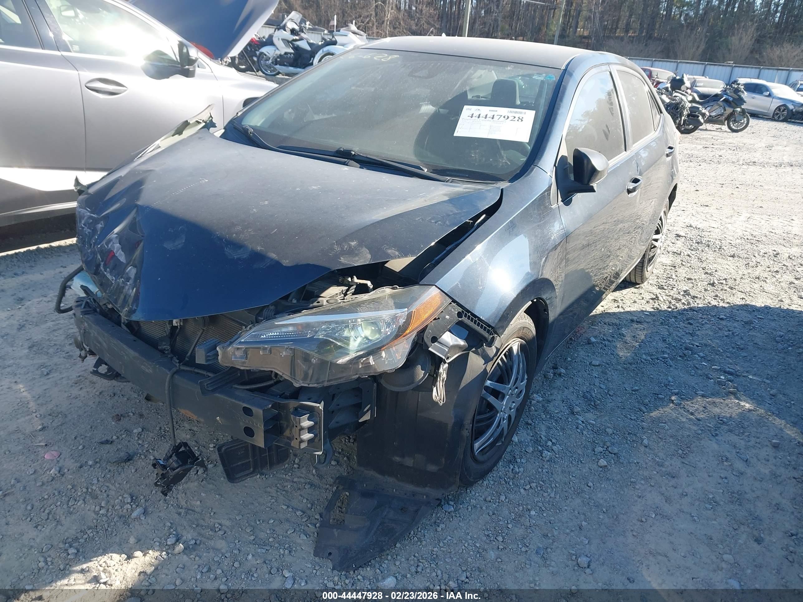 TOYOTA COROLLA image 2