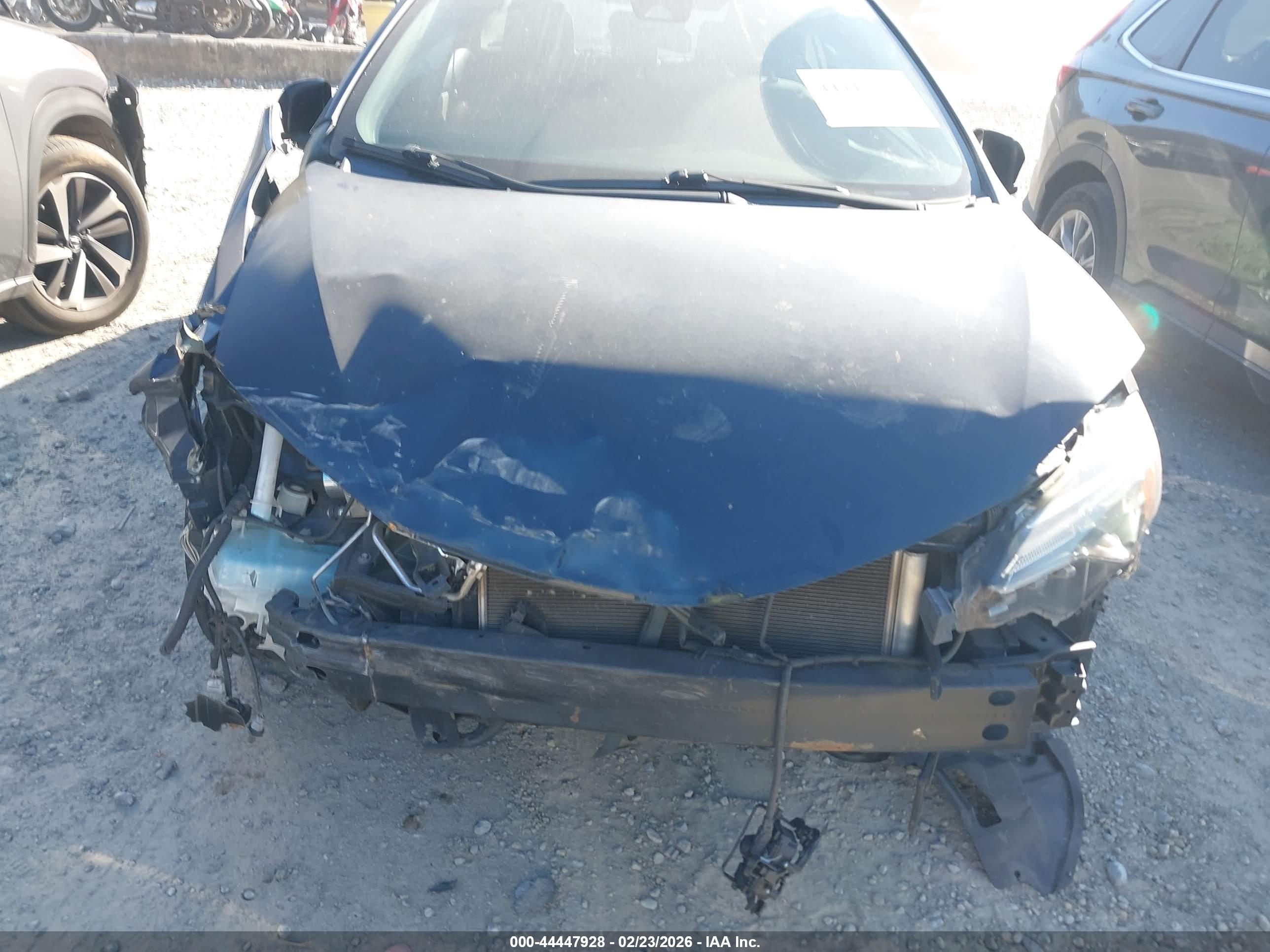 TOYOTA COROLLA image 6