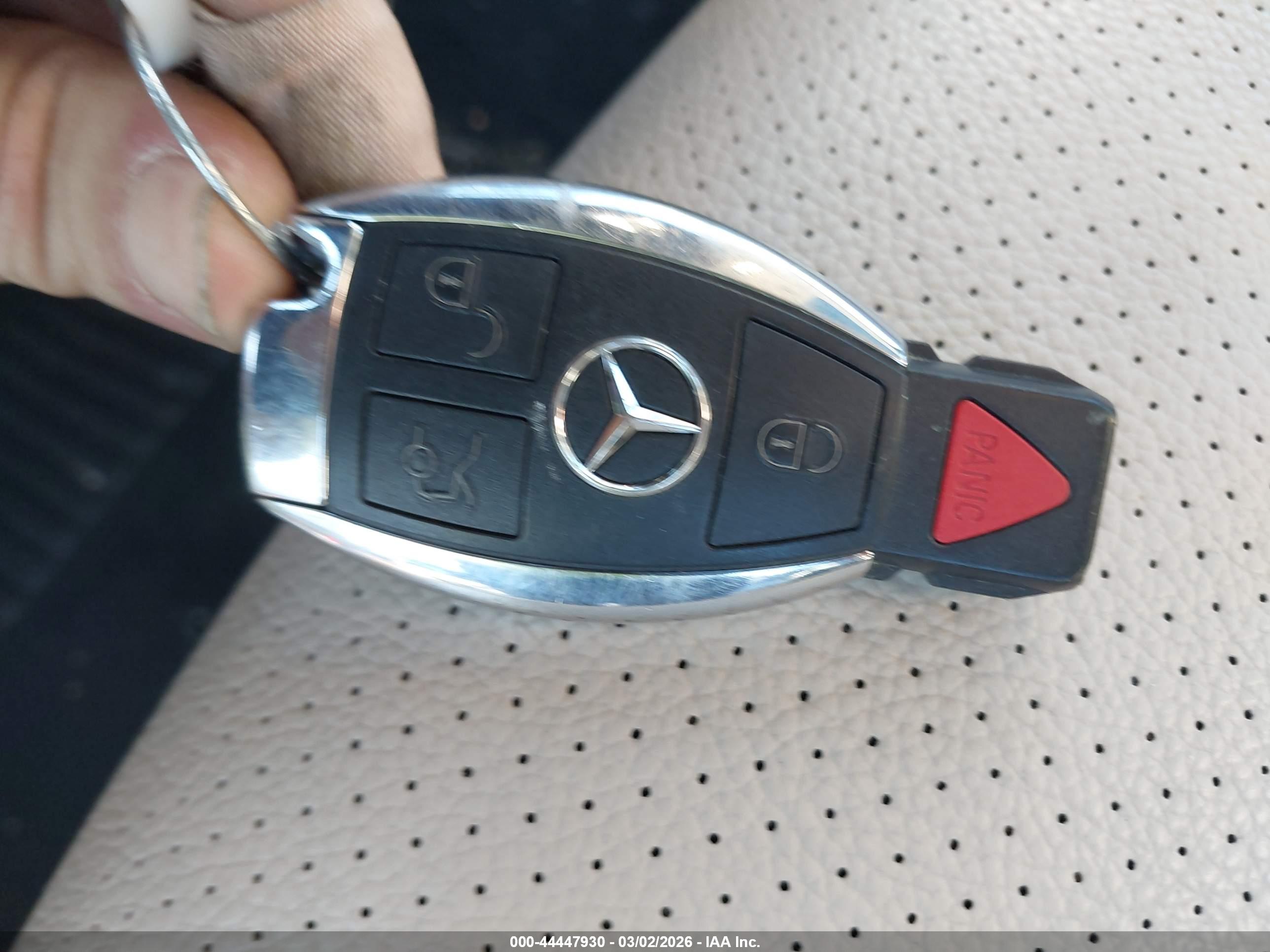 MERCEDES-BENZ C image 11