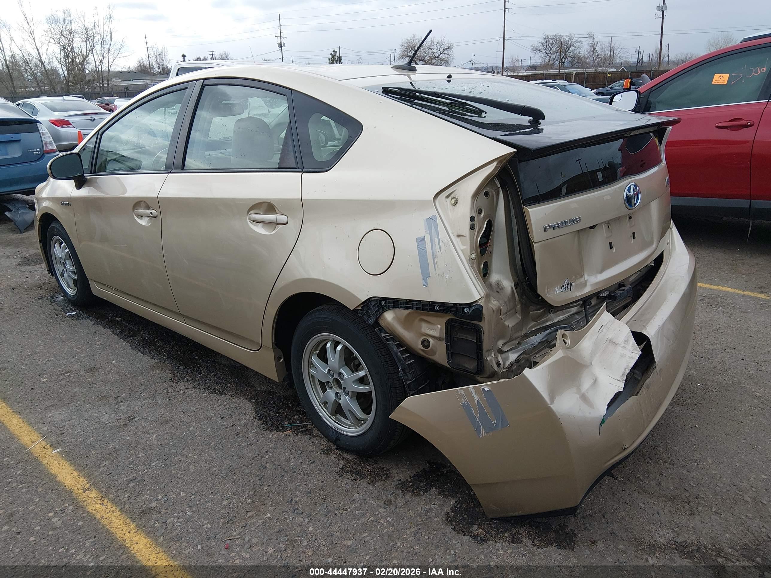 TOYOTA PRIUS image 3