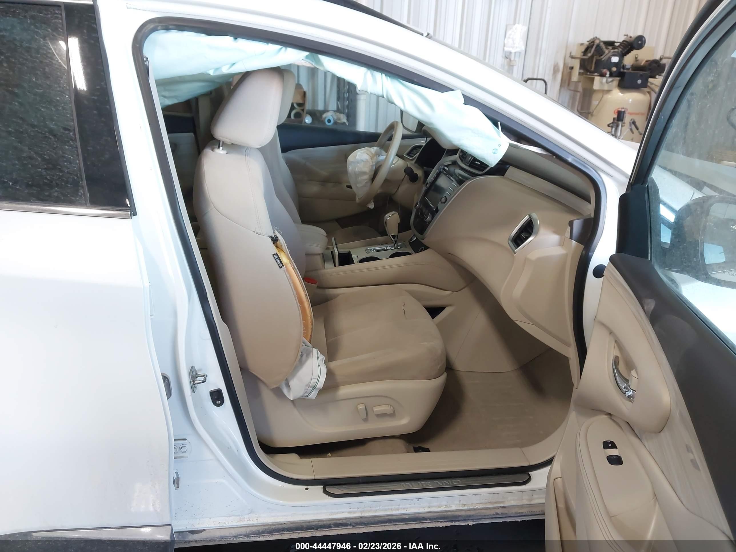 NISSAN MURANO image 5