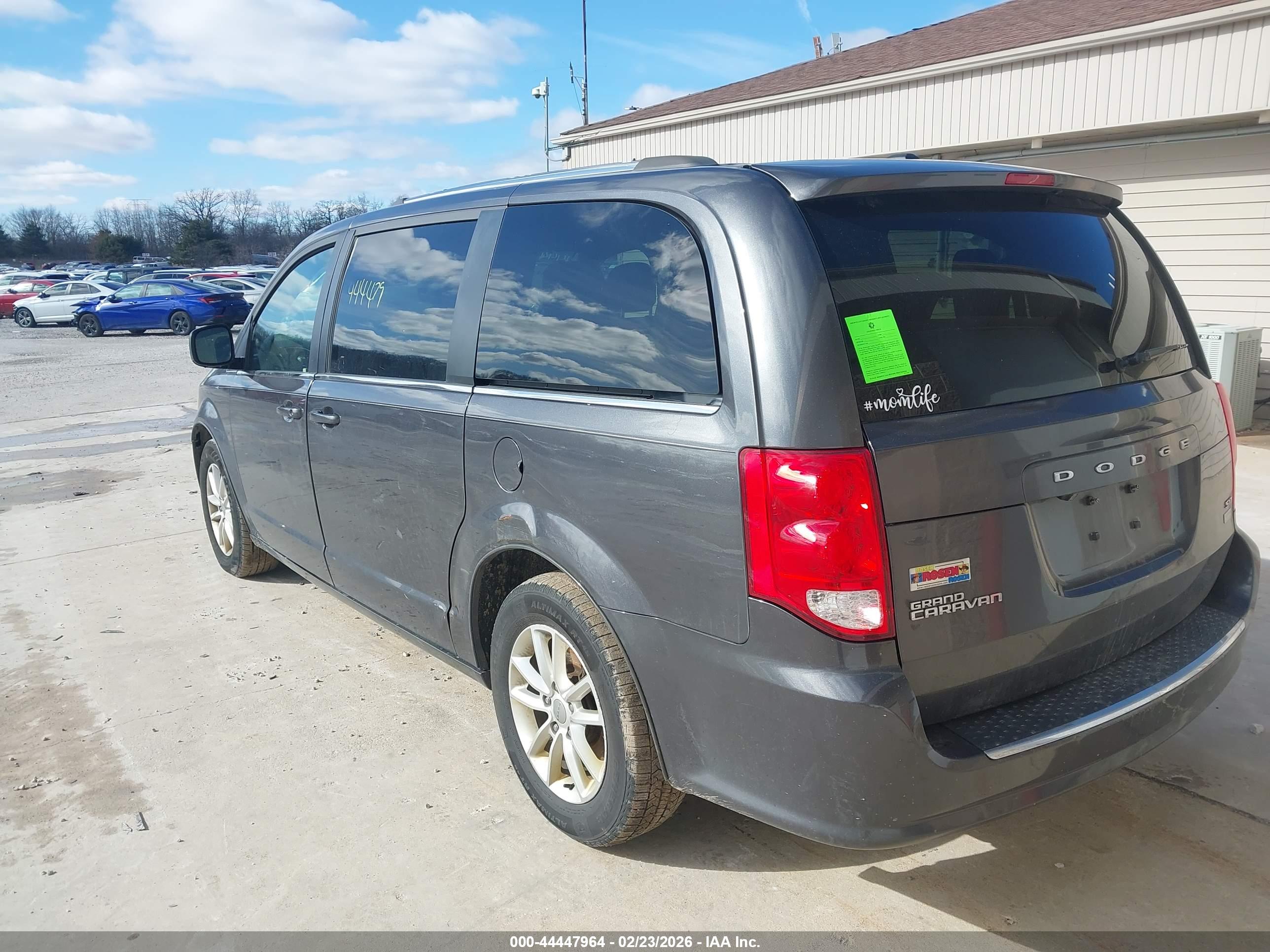 DODGE GRAND image 3