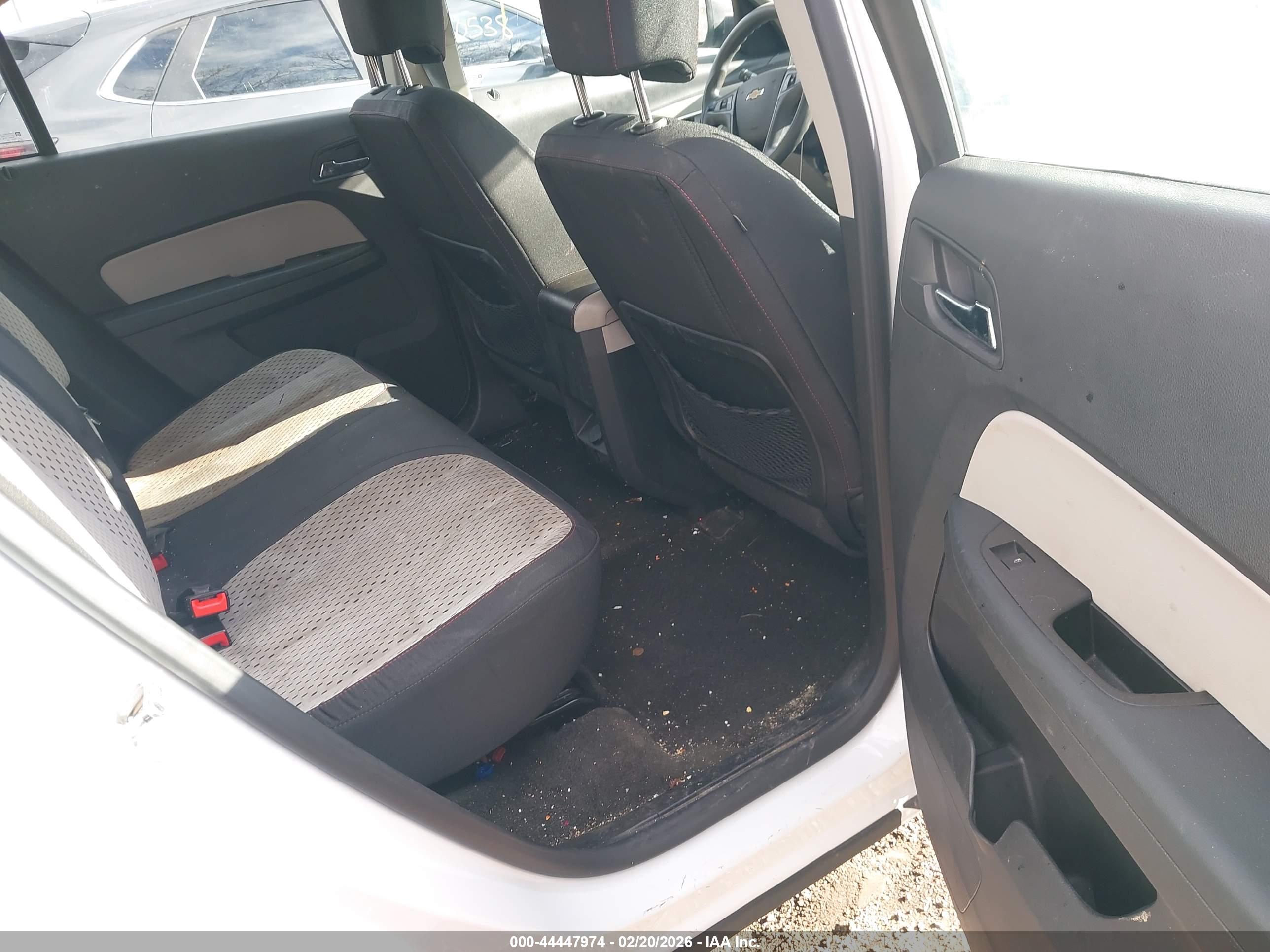 CHEVROLET EQUINOX image 8