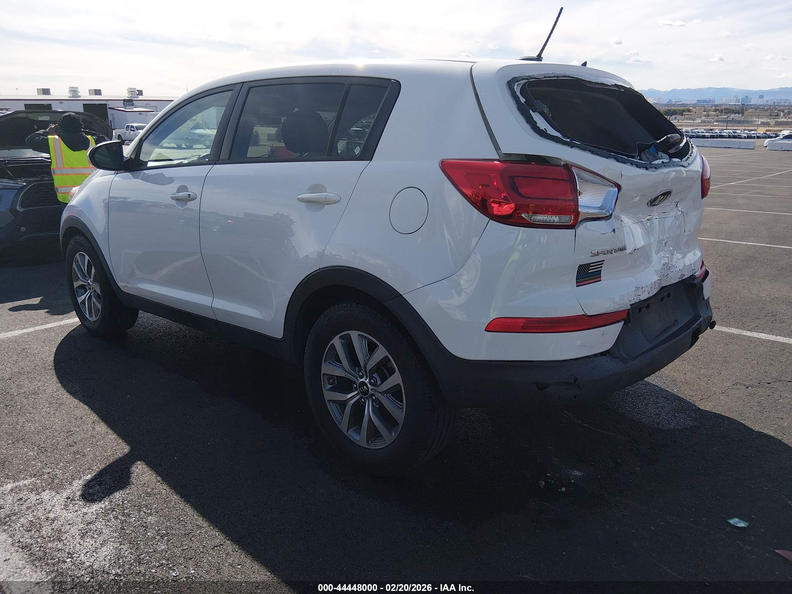 KIA SPORTAGE image 3