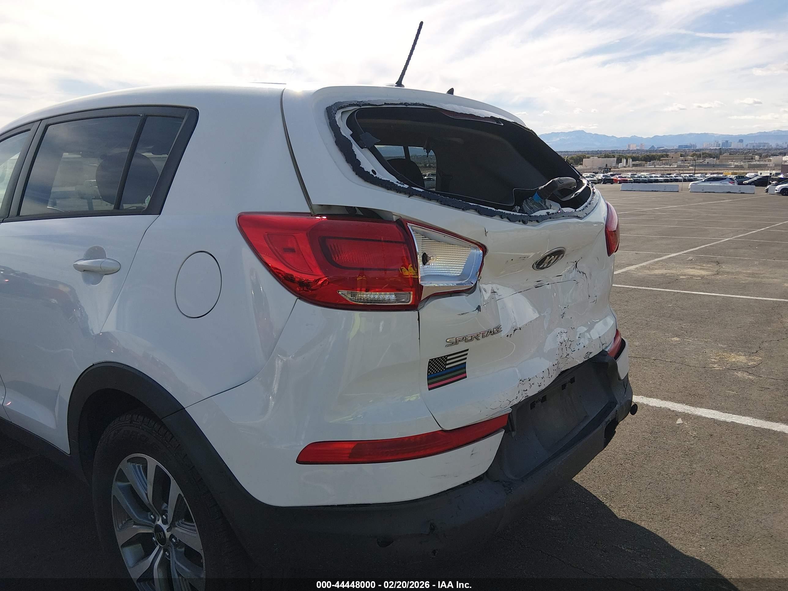KIA SPORTAGE image 6