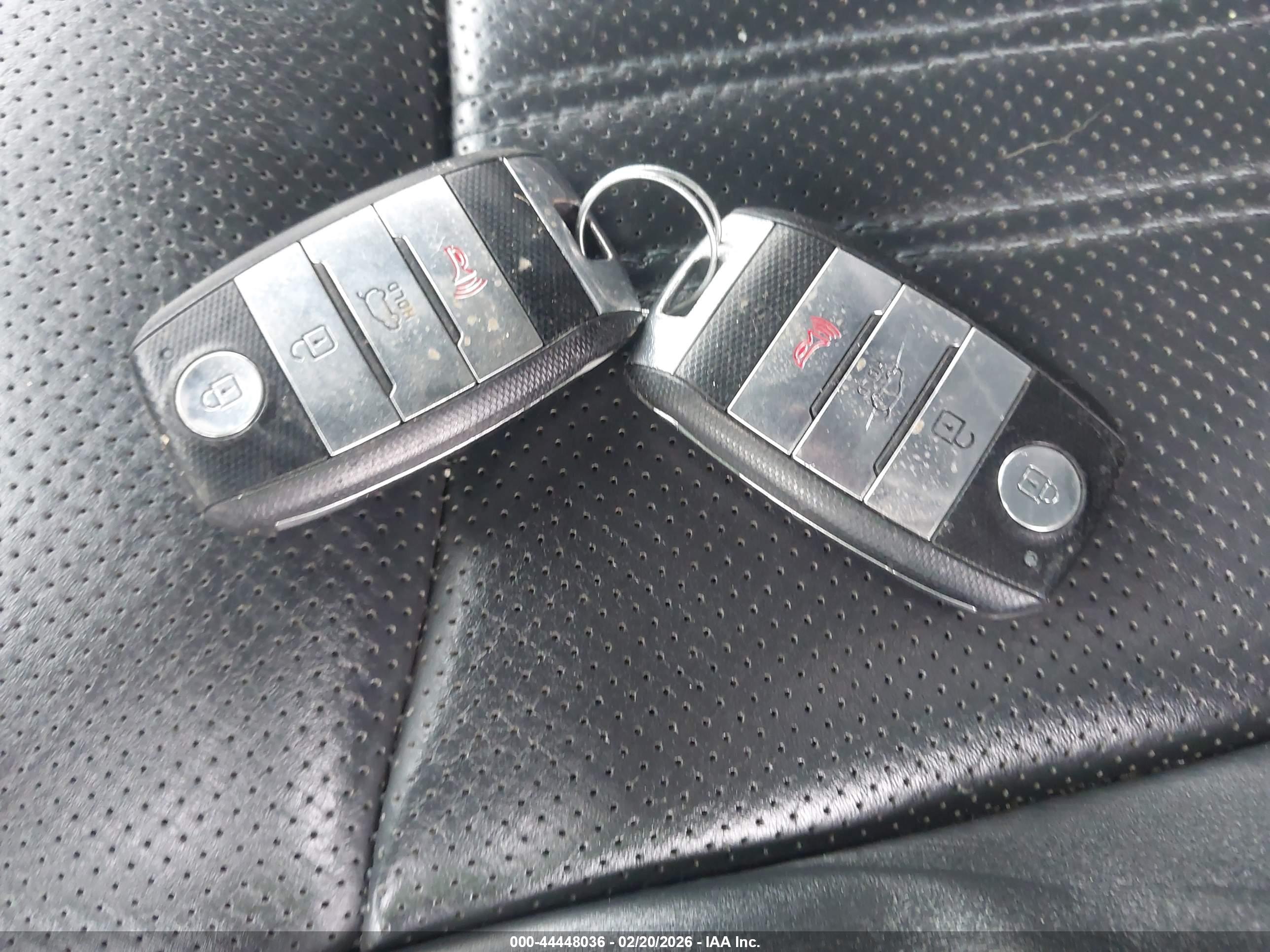 KIA SORENTO image 11