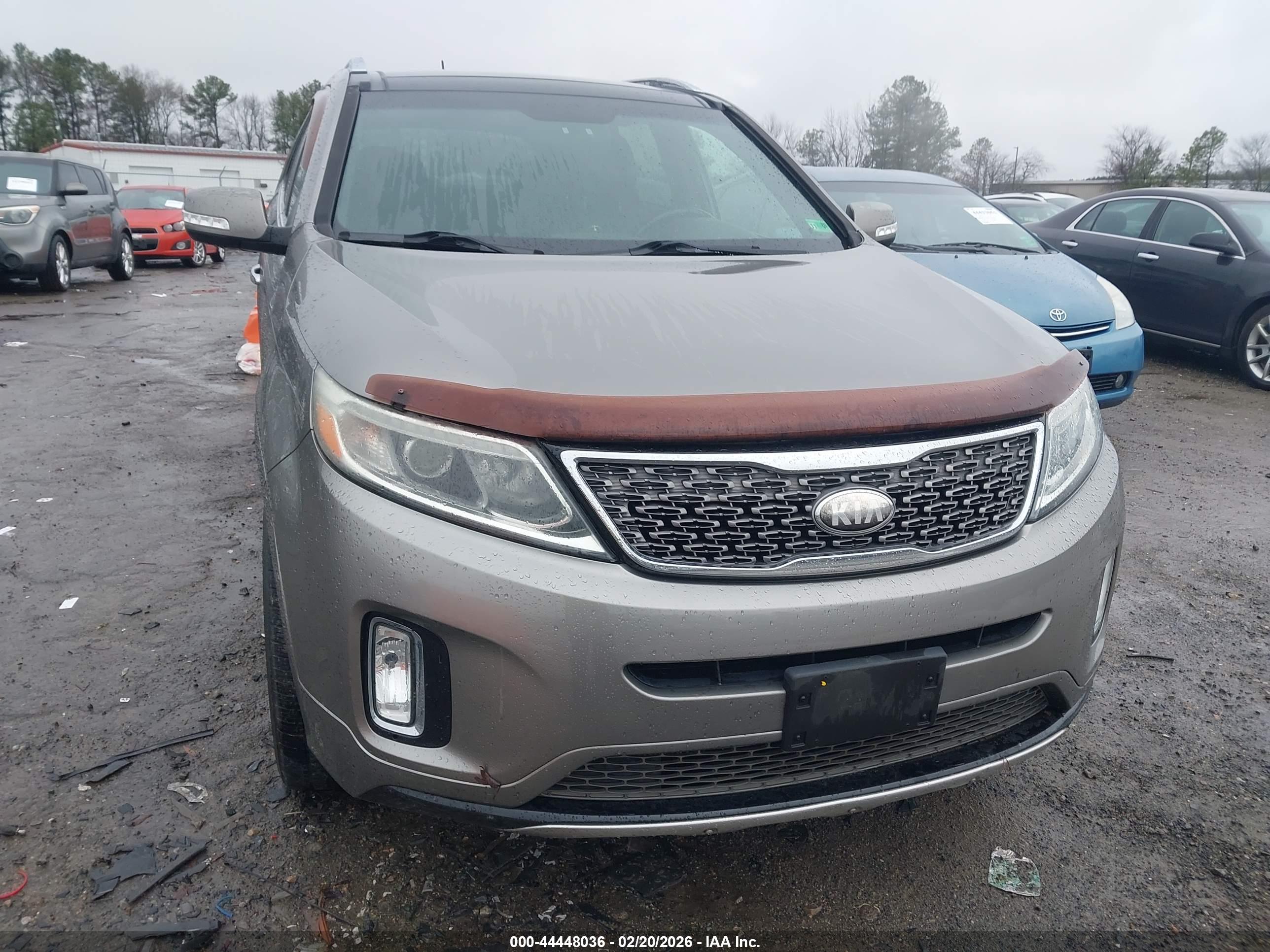 KIA SORENTO image 6
