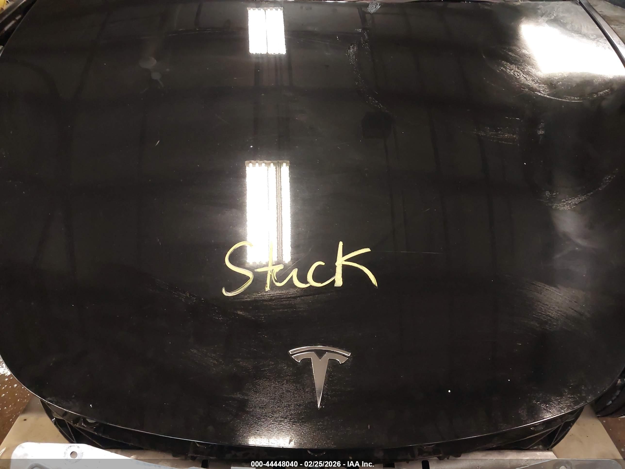 TESLA MODEL image 10