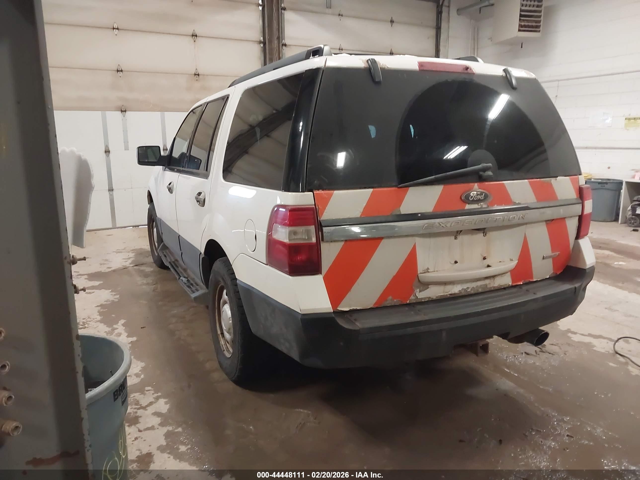 FORD EXPEDITION image 3