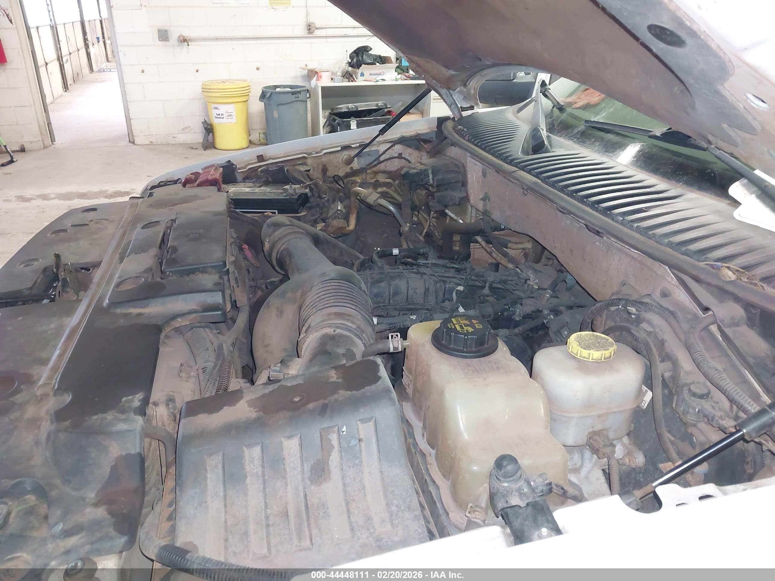 FORD EXPEDITION image 6