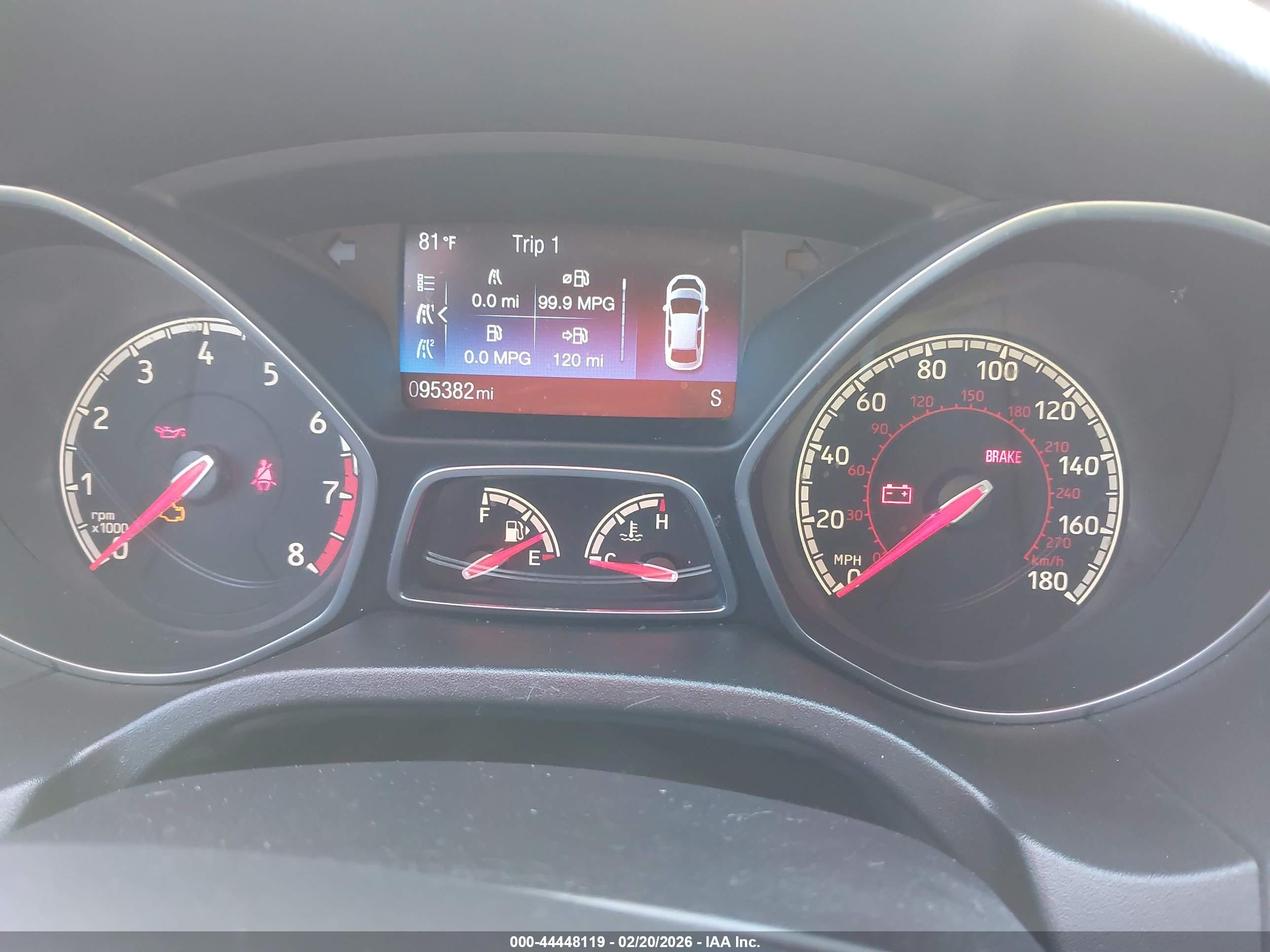 FORD FOCUS image 7