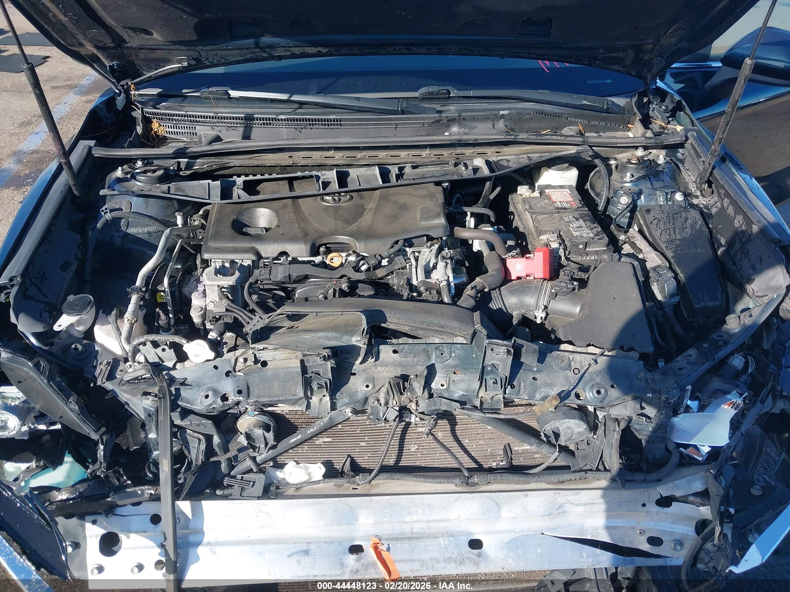 TOYOTA CAMRY image 10