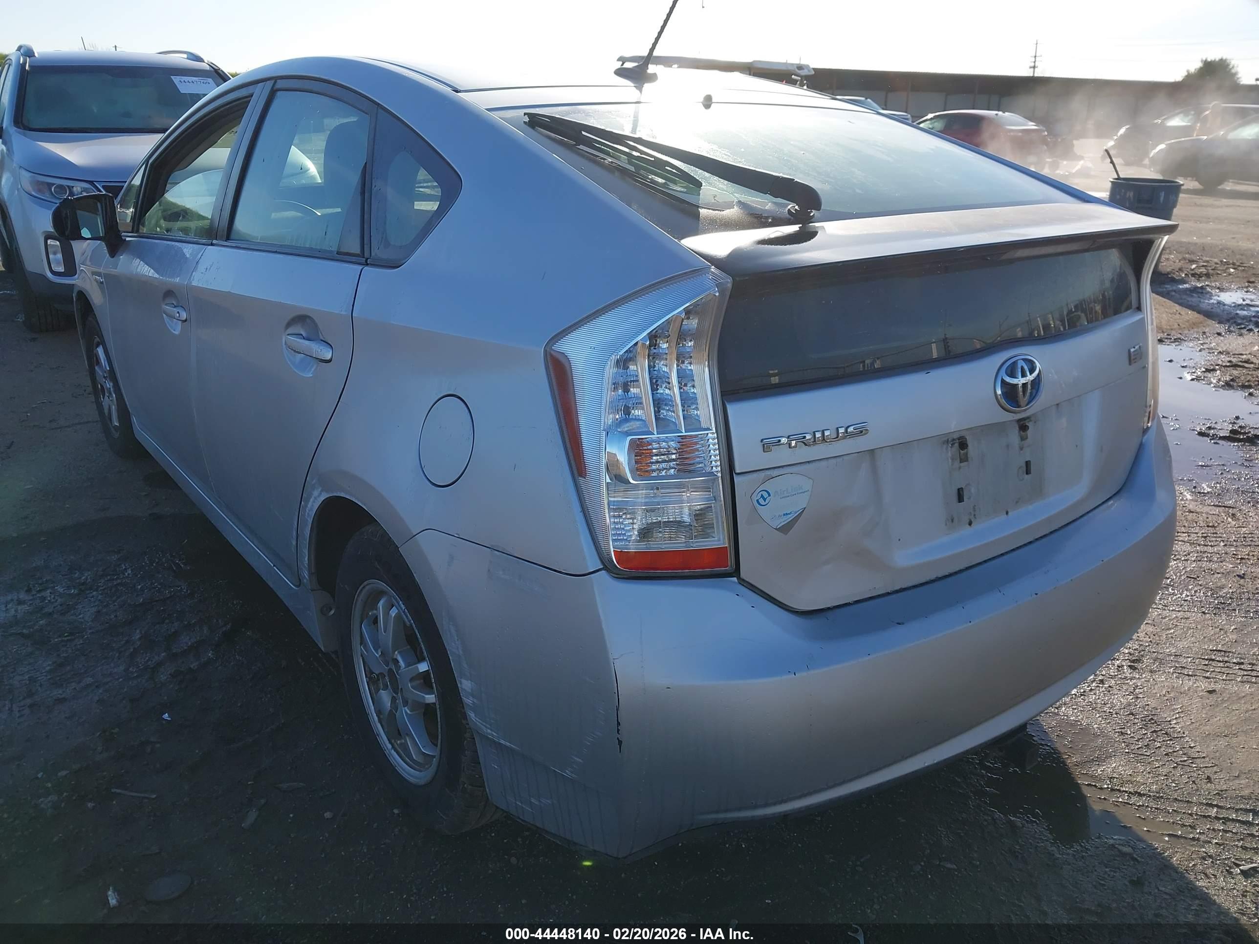 TOYOTA PRIUS image 6