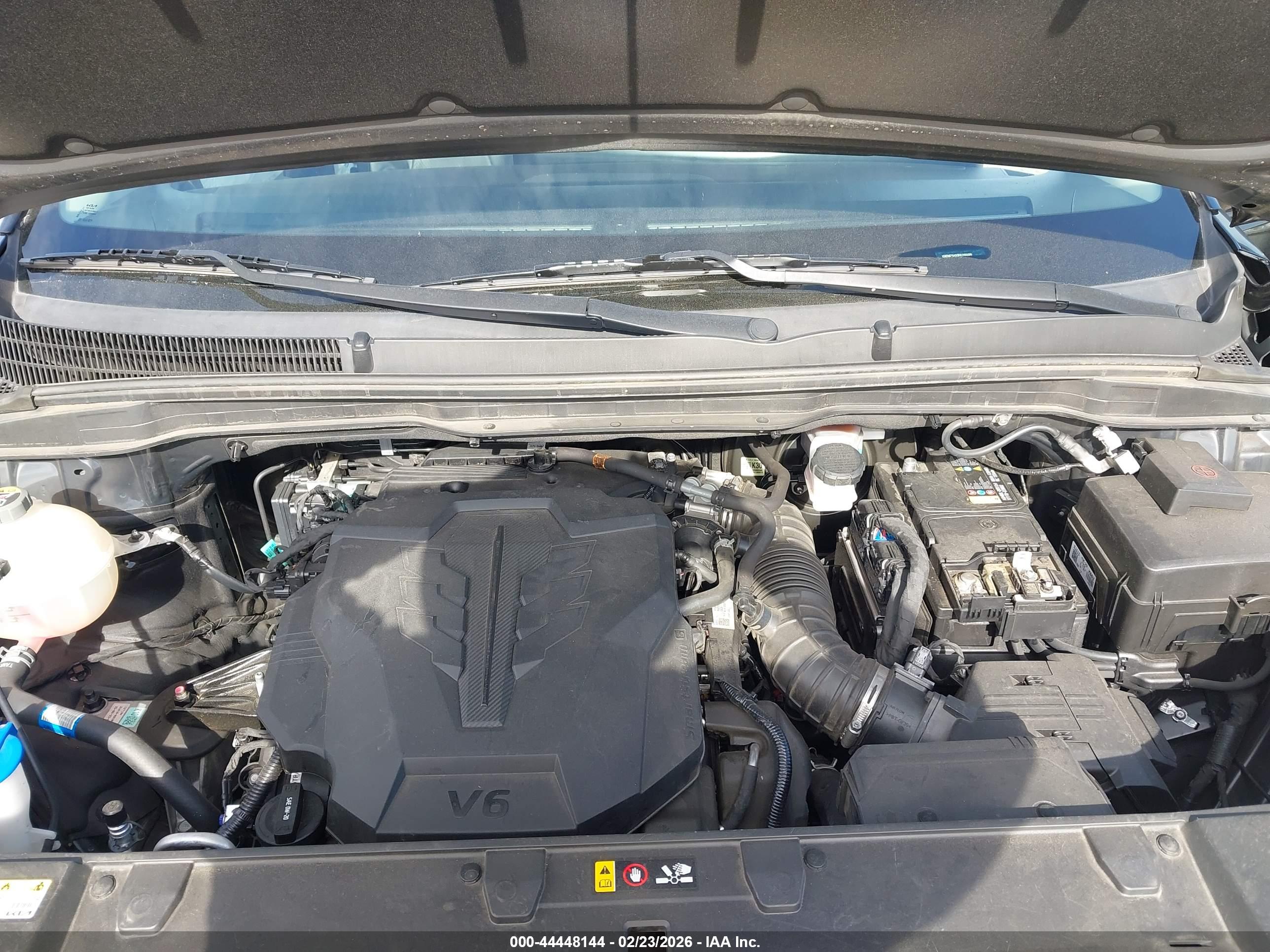 KIA CARNIVAL image 10