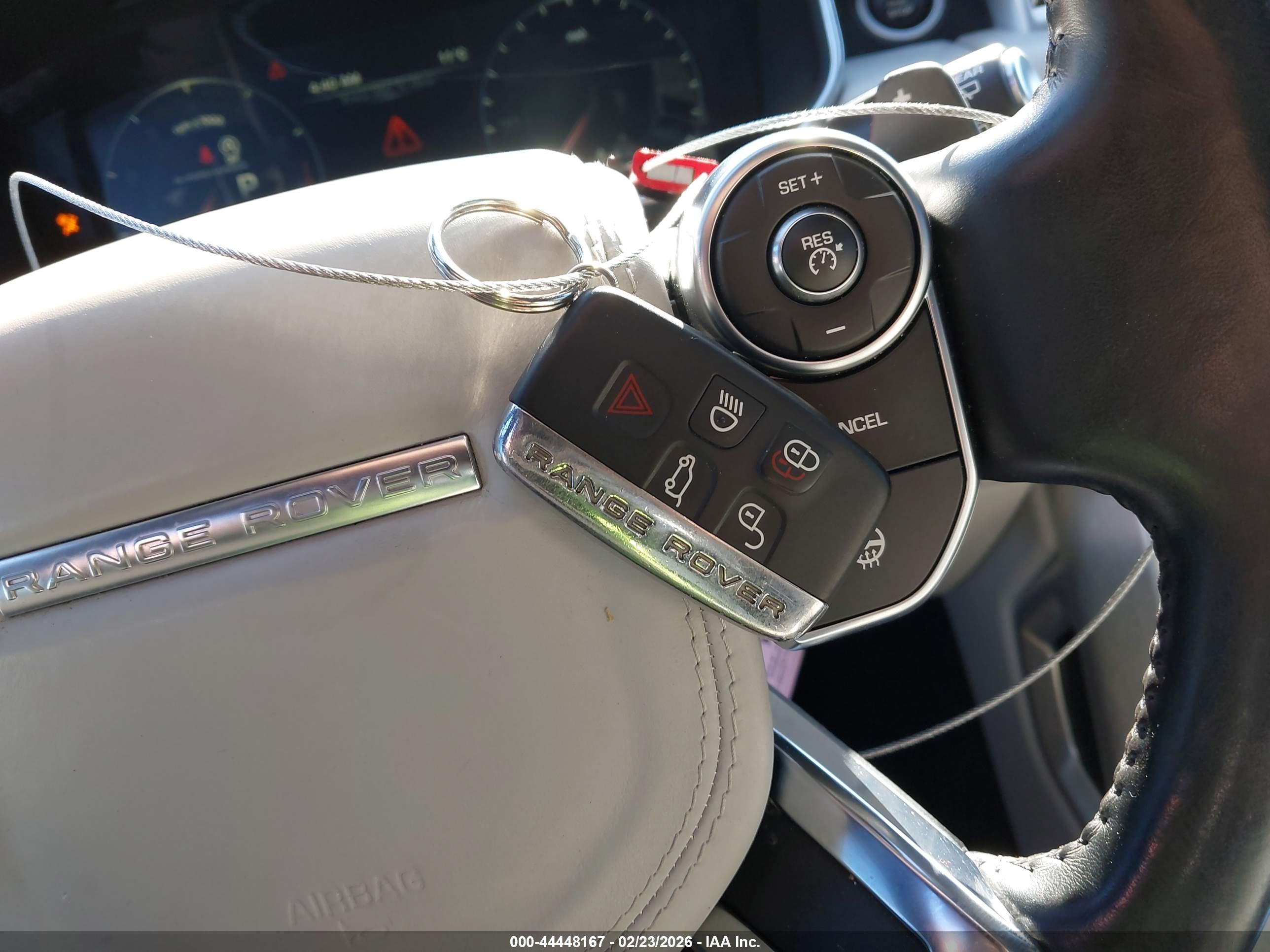 LAND ROVER image 11