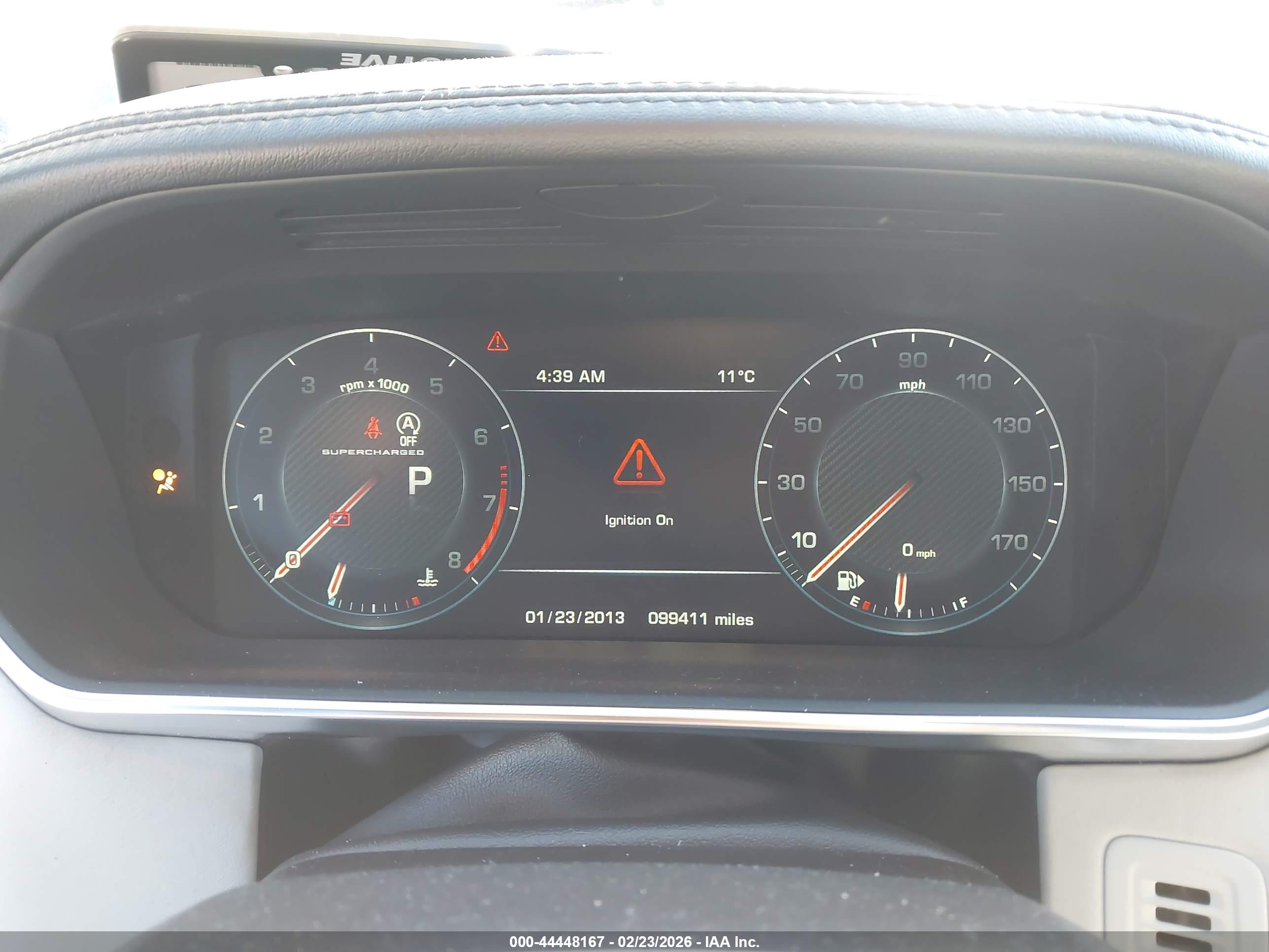 LAND ROVER image 7