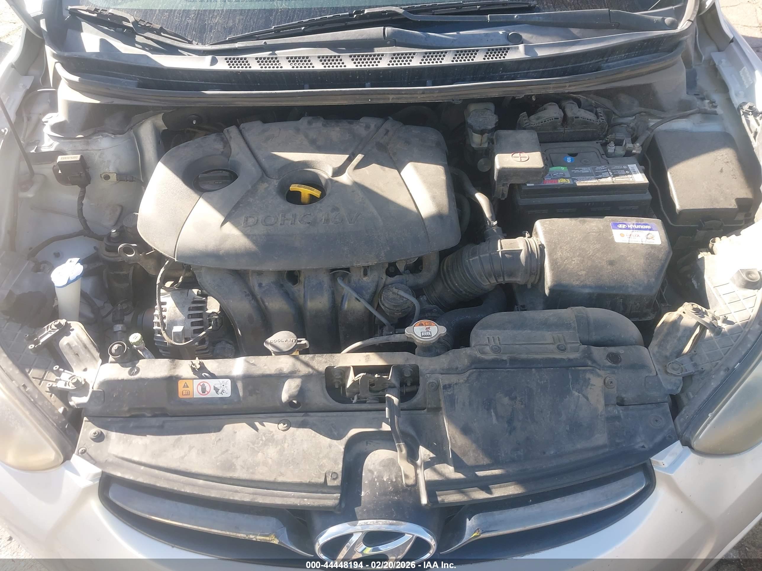 HYUNDAI ELANTRA image 10