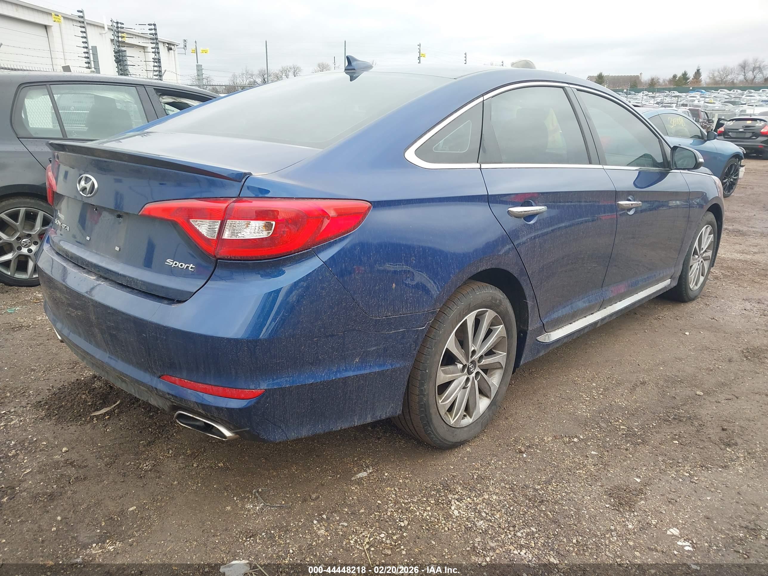 HYUNDAI SONATA image 4