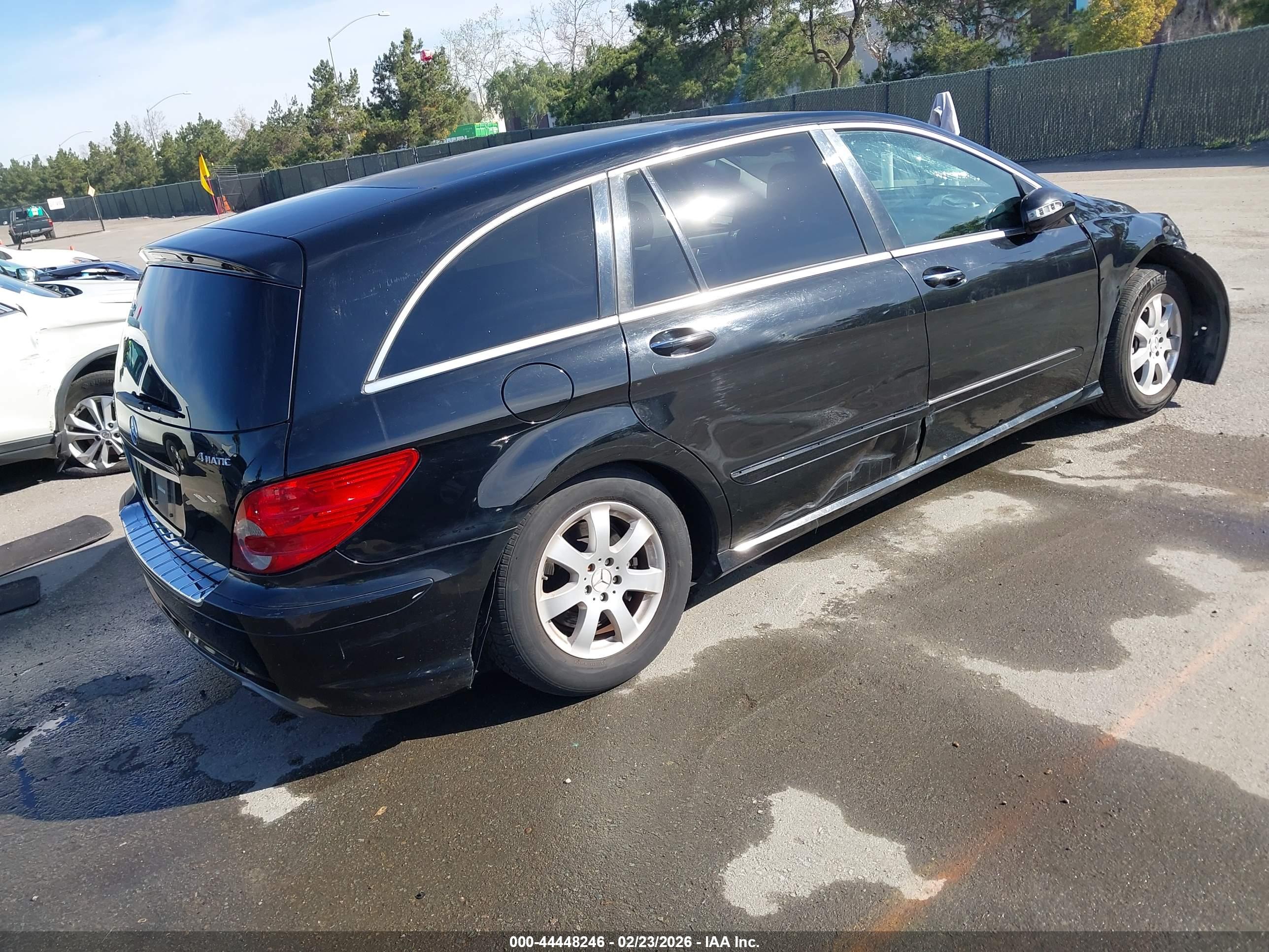 MERCEDES-BENZ R image 4