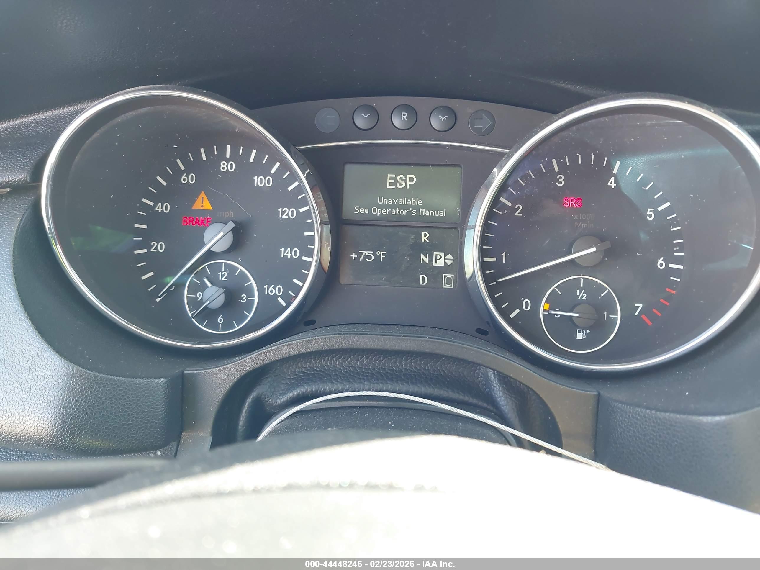 MERCEDES-BENZ R image 7