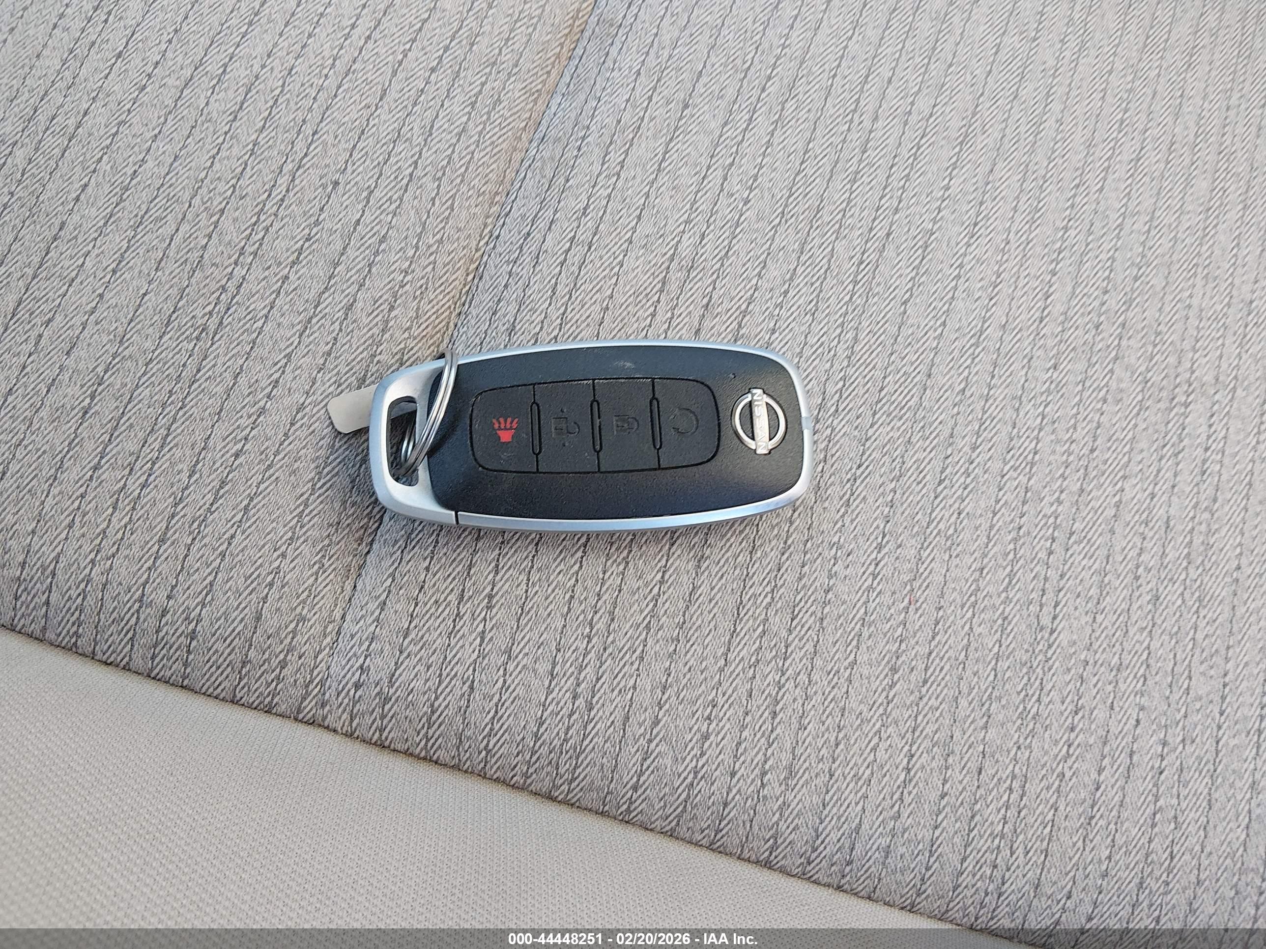 NISSAN ROGUE image 11