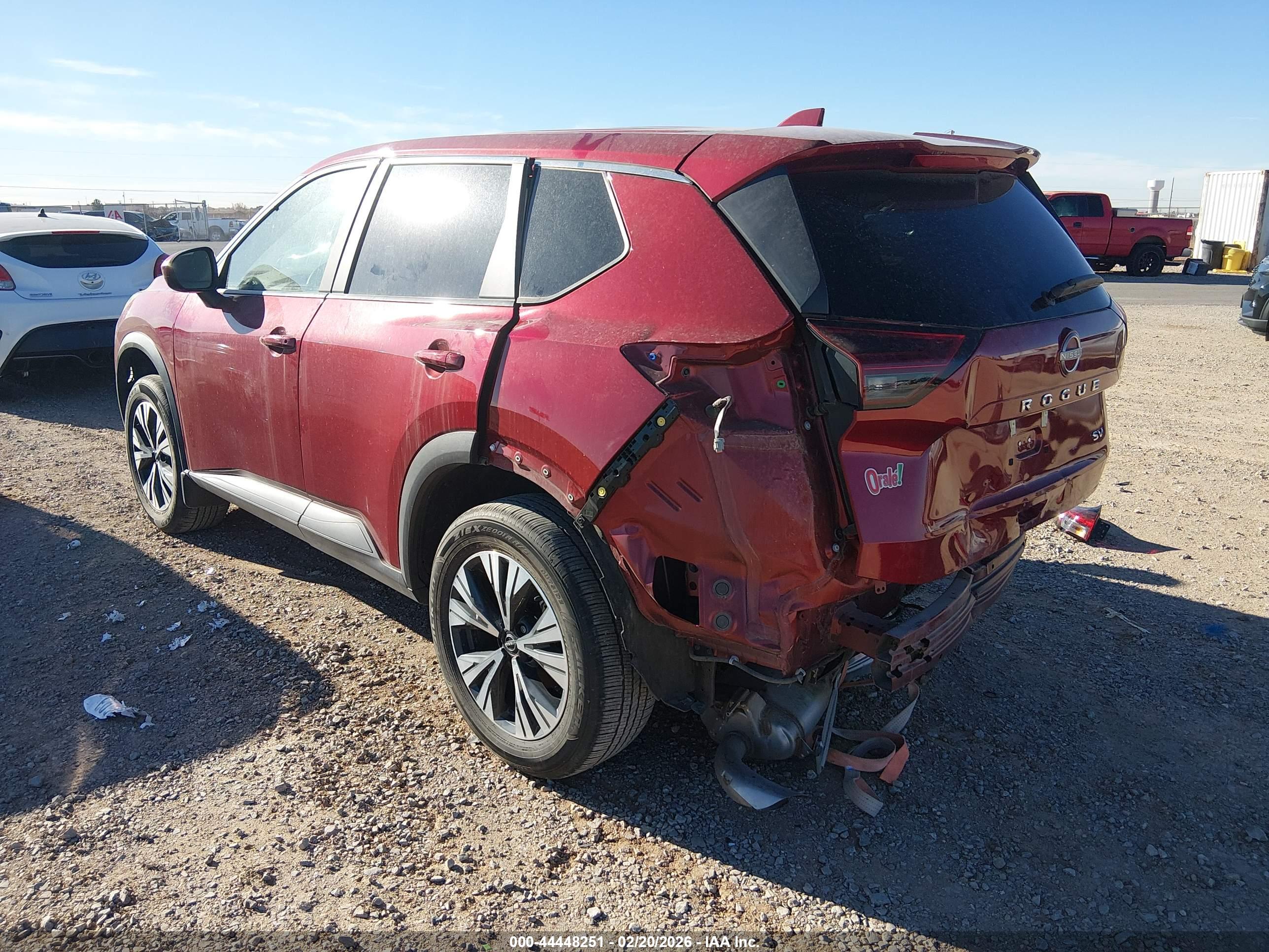 NISSAN ROGUE image 3