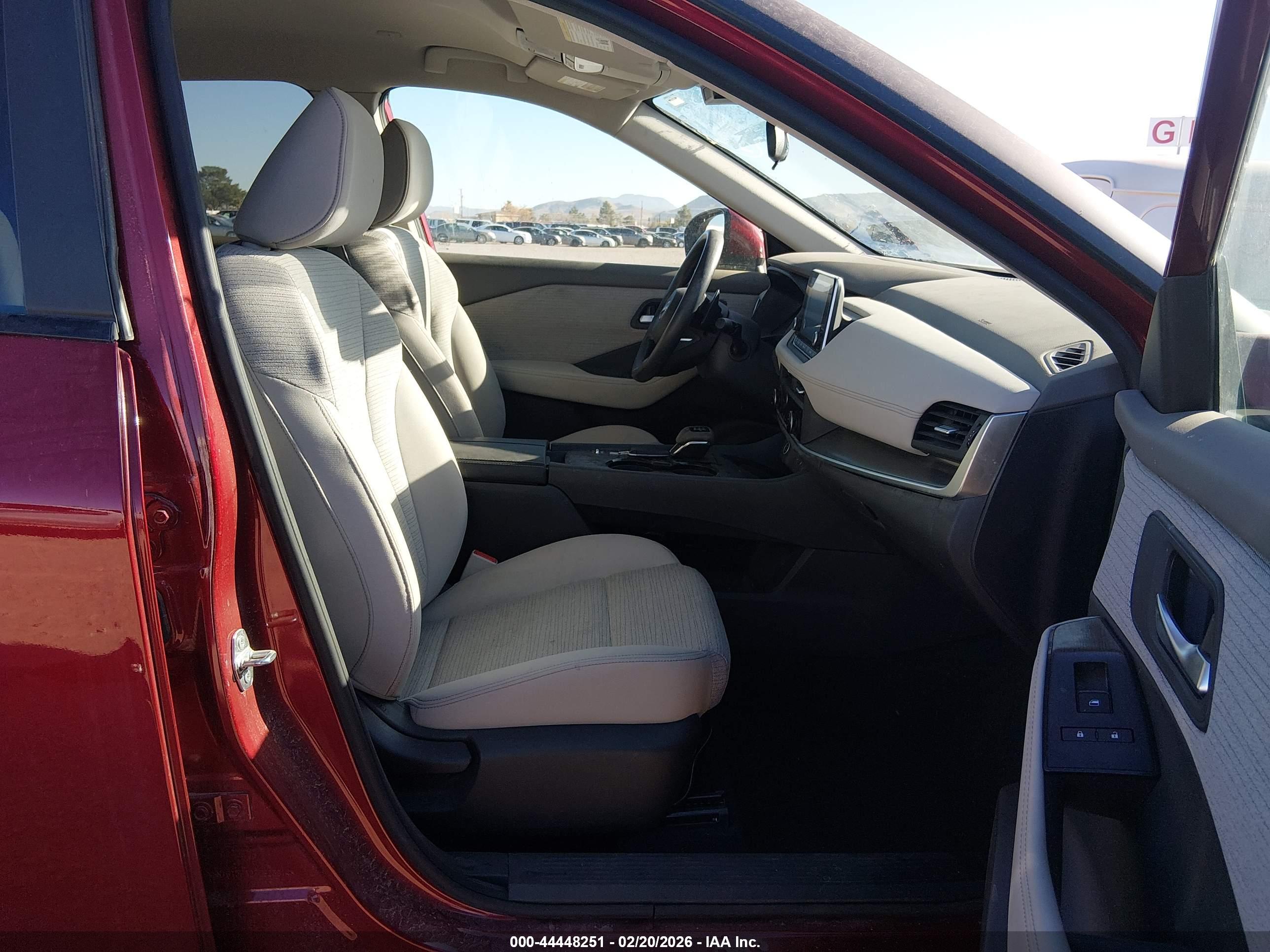 NISSAN ROGUE image 5