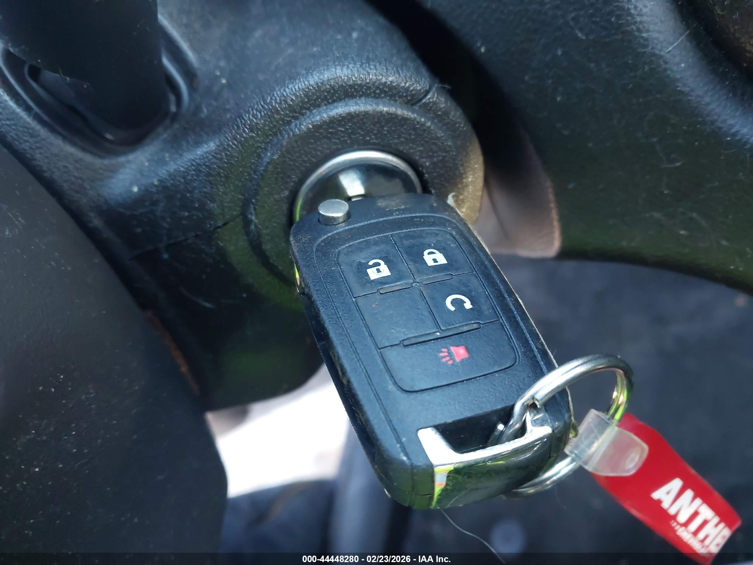CHEVROLET EQUINOX image 11