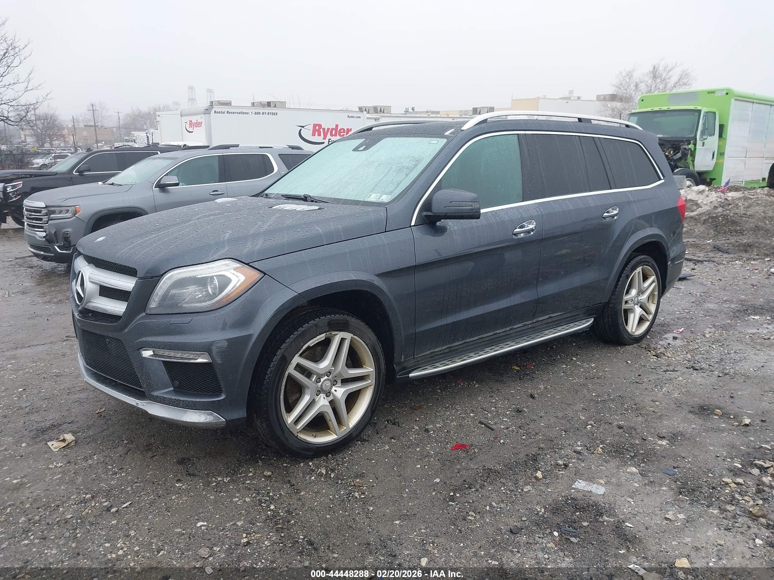 MERCEDES-BENZ GL image 2