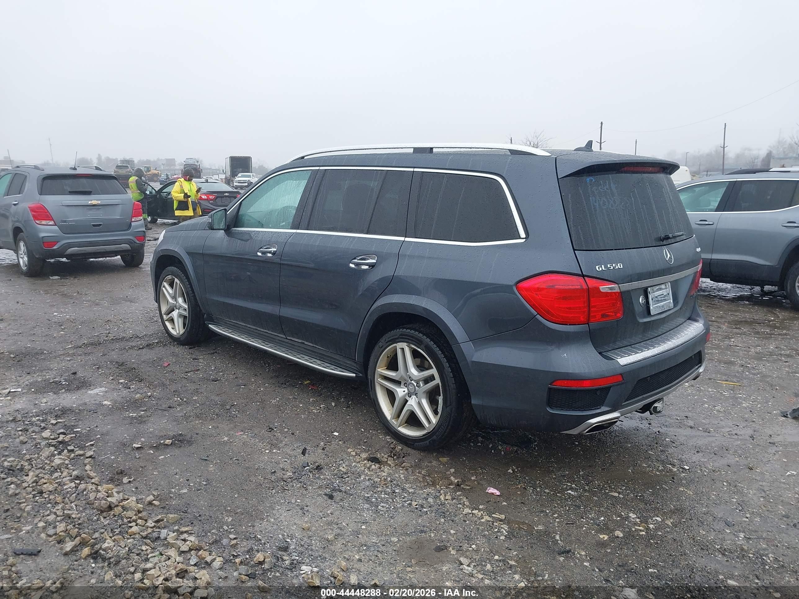 MERCEDES-BENZ GL image 3